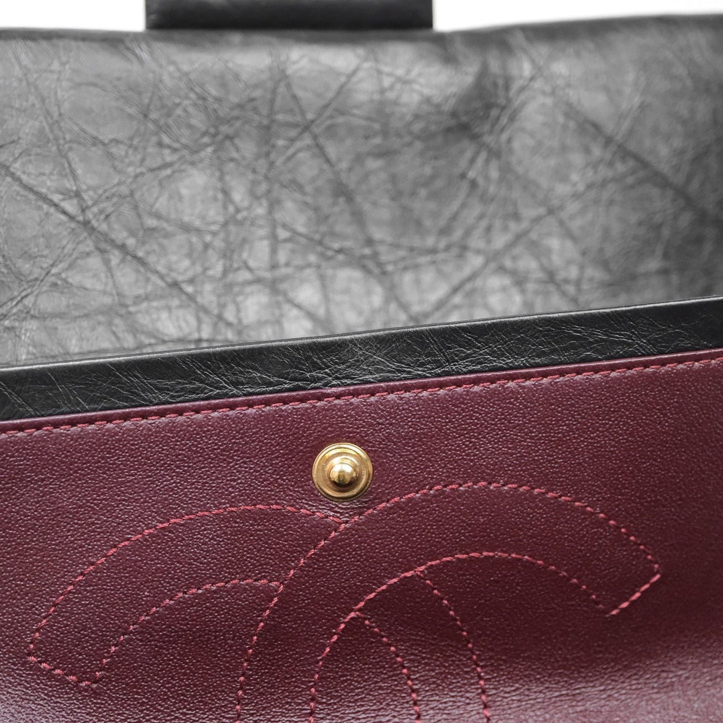 Chanel Reissue 226 Quilted Aged Calfskin Black Aged Gold Hardware