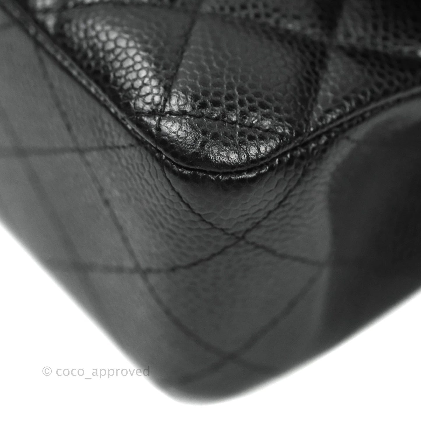 Chanel Quilted M/L Medium Double Flap Black Caviar Gold Hardware