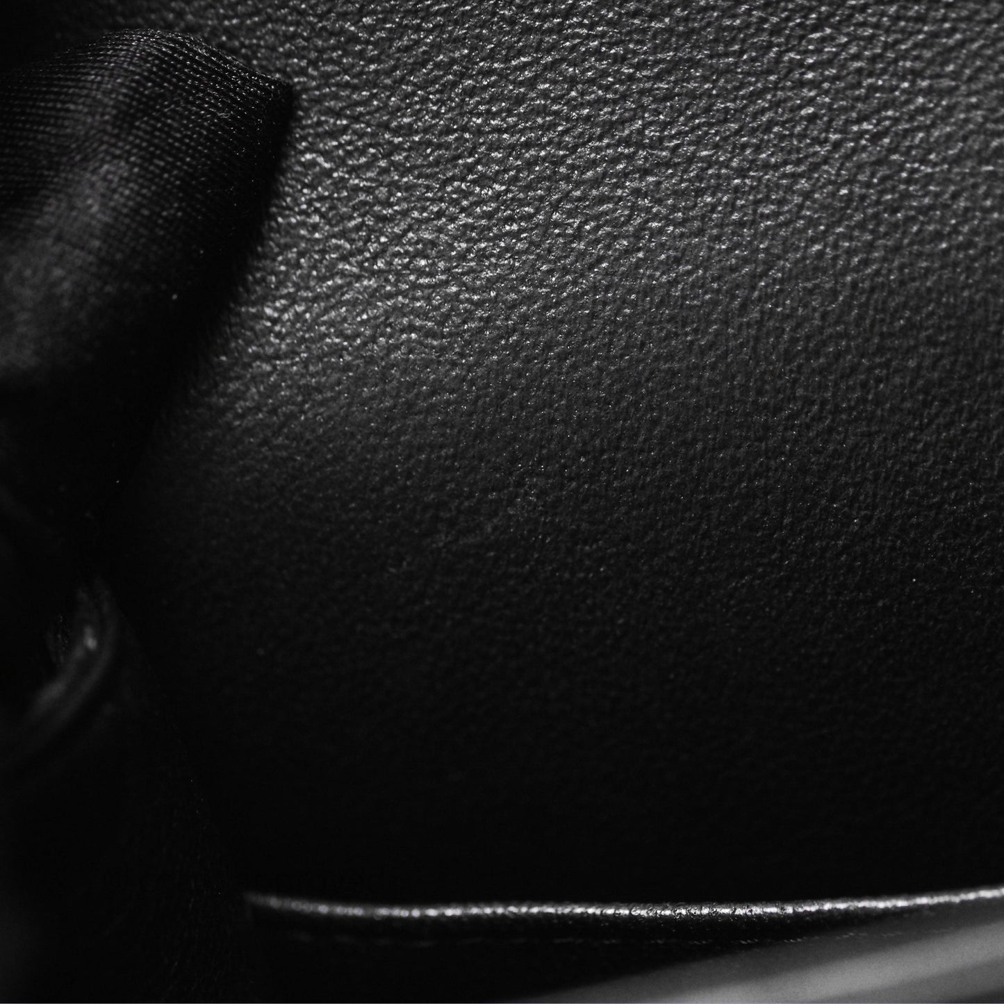 Chanel Classic Quilted M/L Medium Double Flap So Black Calfskin