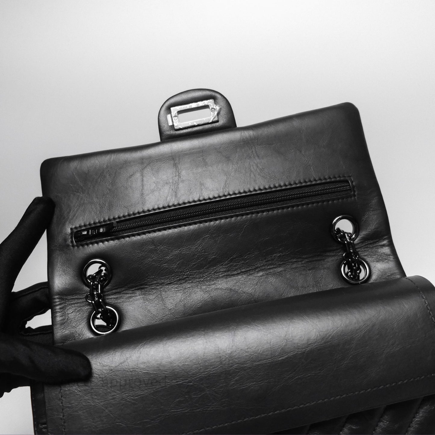 Chanel Reissue 225 Chevron Aged Calfskin So Black