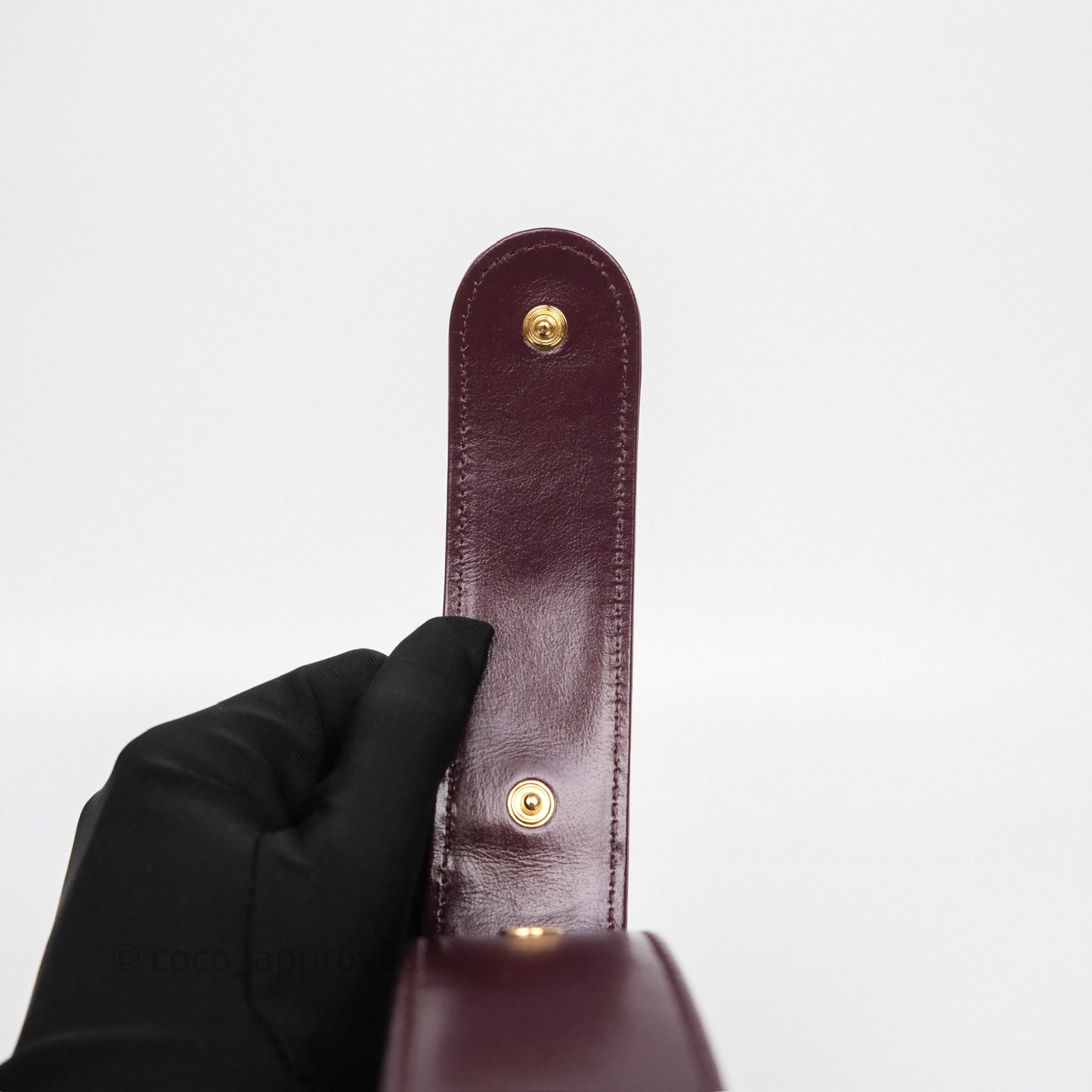 Chanel Mini Hobo Pouch Dark Burgundy Shiny Crumpled Calfskin Aged Gold Hardware