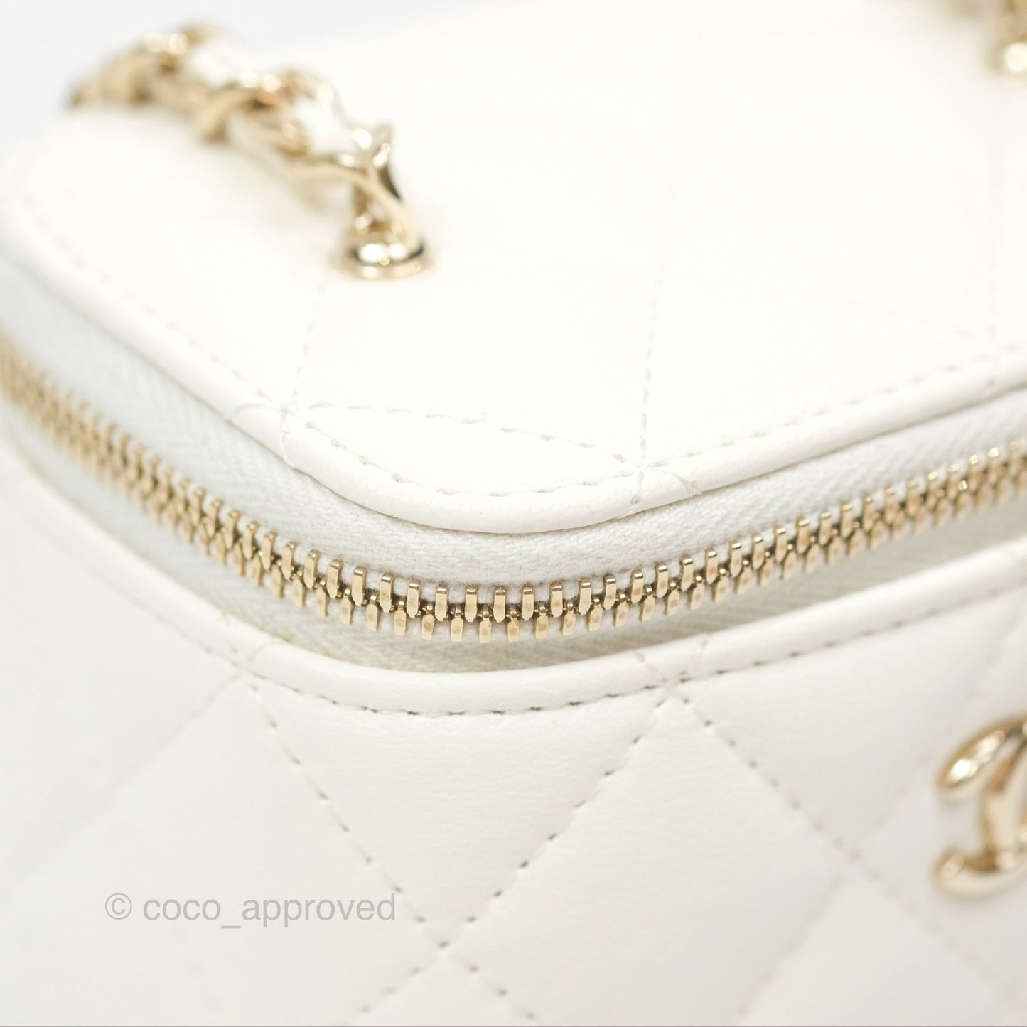 Chanel Mini Ball Crush Vanity With Chain White Lambskin Gold Hardware