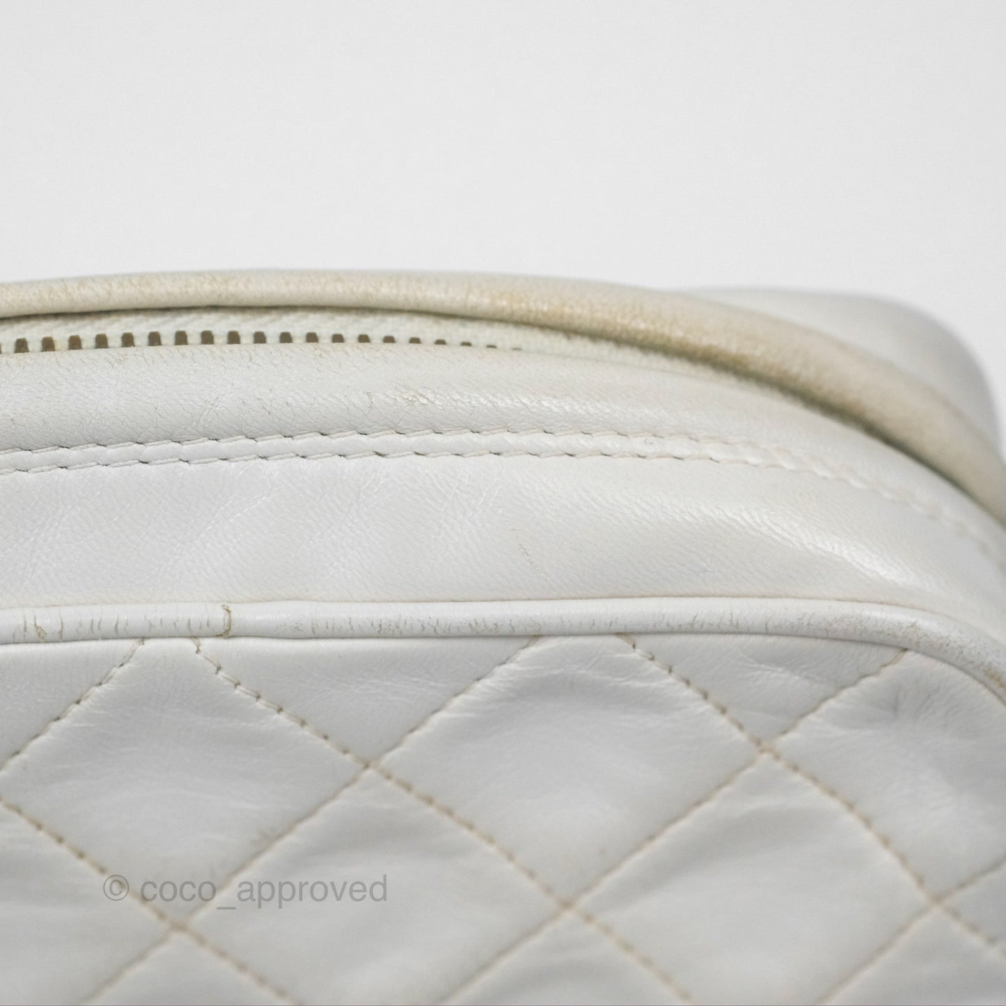 Chanel Vintage Small Camera Bag White Lambskin Gold Hardware
