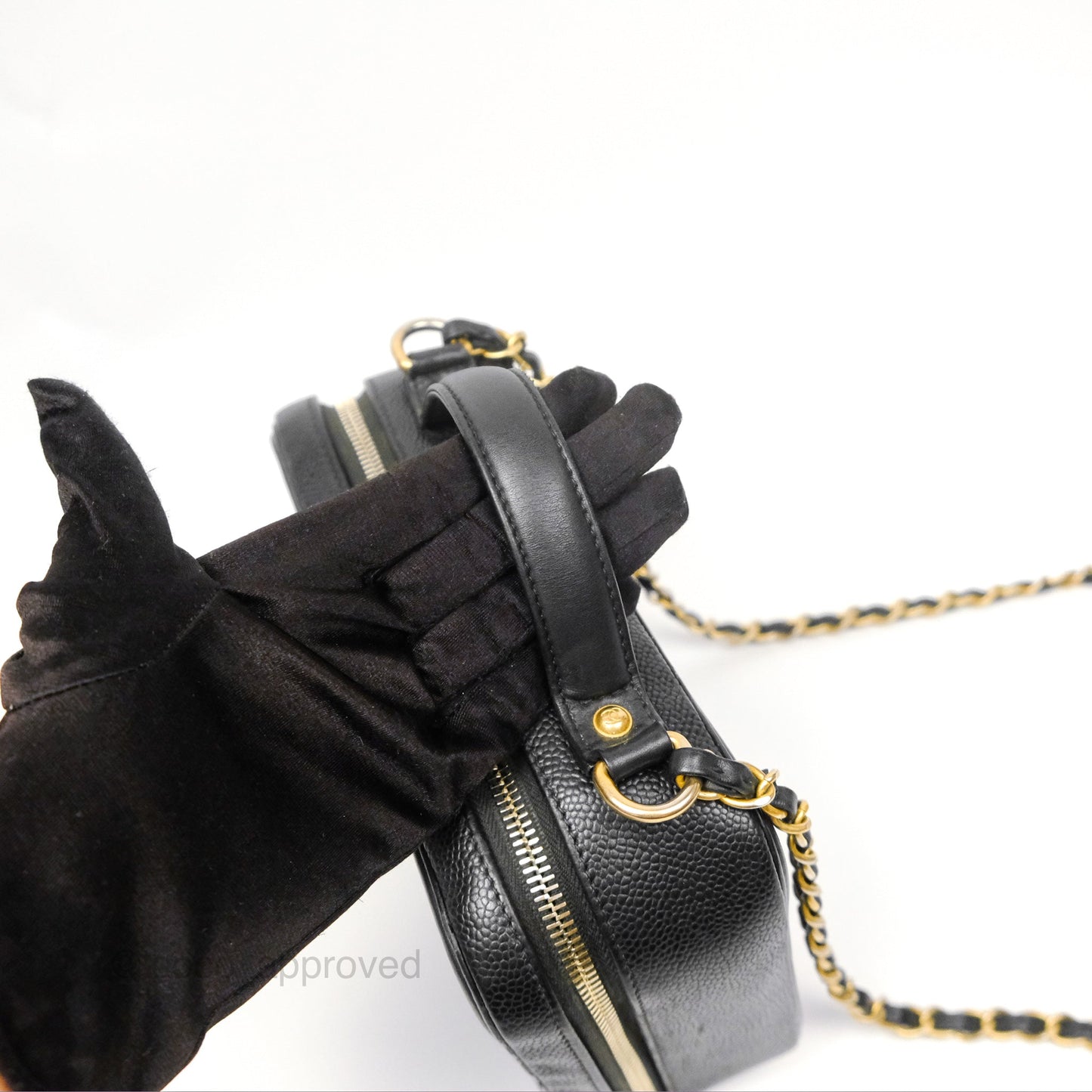 Chanel Quilted Medium CC Filigree Vanity Case Black Caviar Gold Hardware