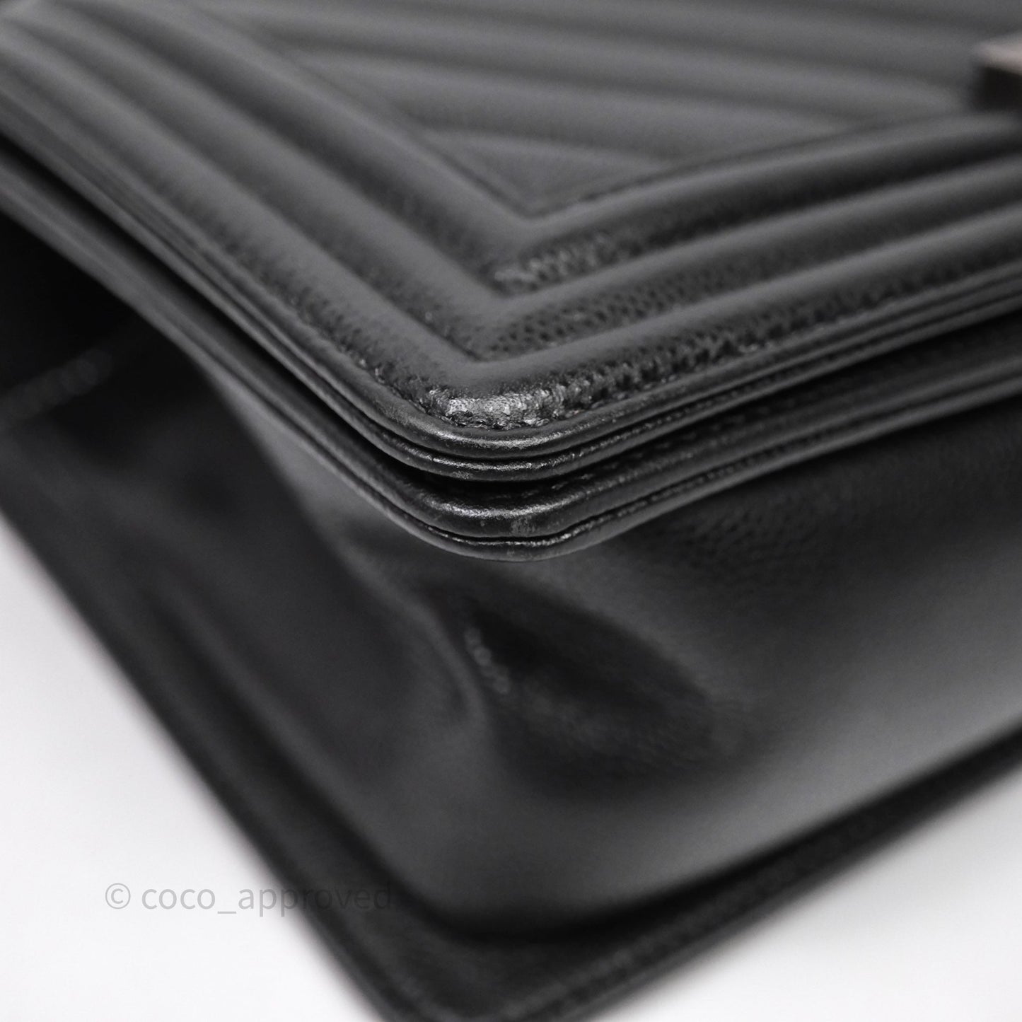 Chanel Medium Boy Chevron Black Caviar Ruthenium Hardware