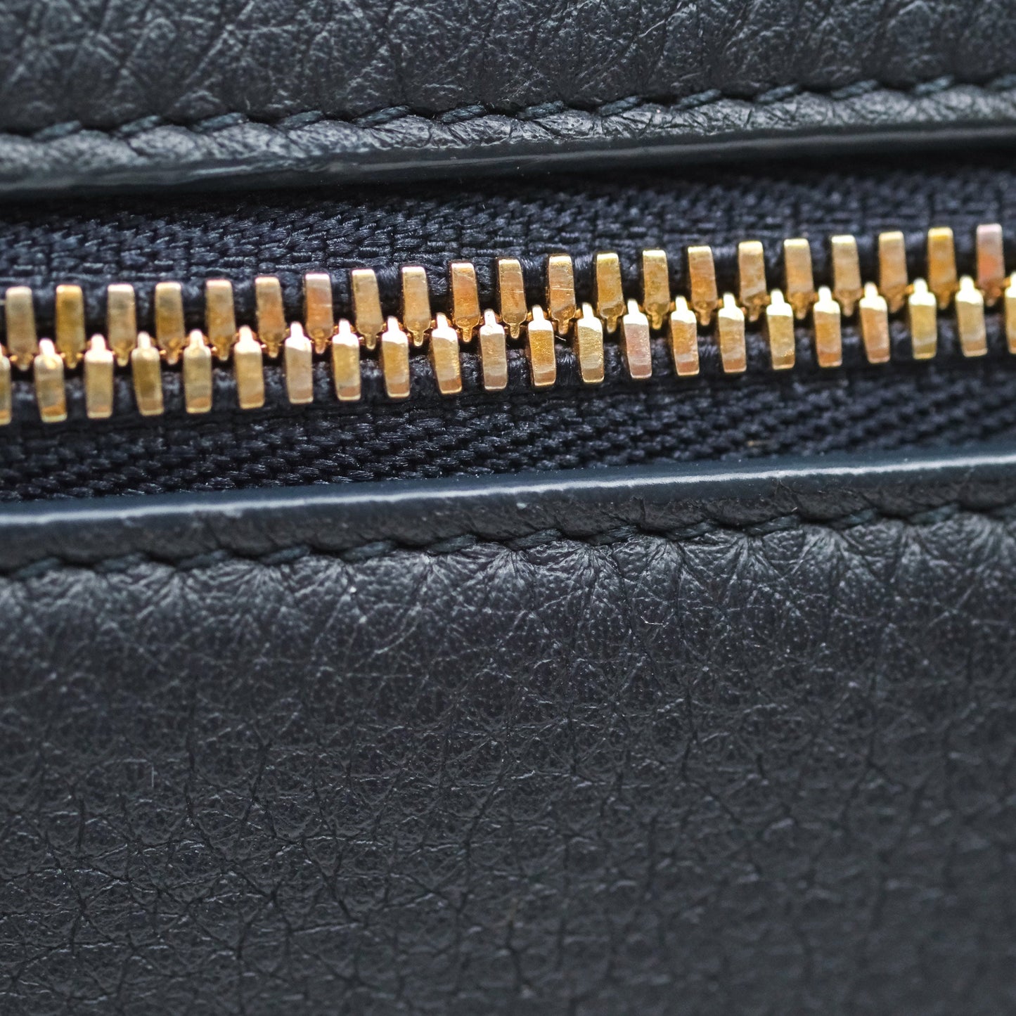 Loro Piana Extra Pocket L19 Navy Grained Calfskin