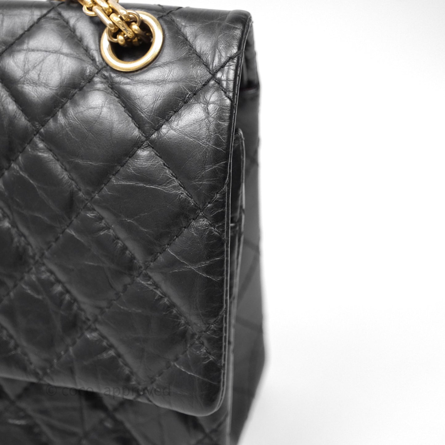 Chanel Reissue 226 Quilted Aged Calfskin Black Aged Gold Hardware