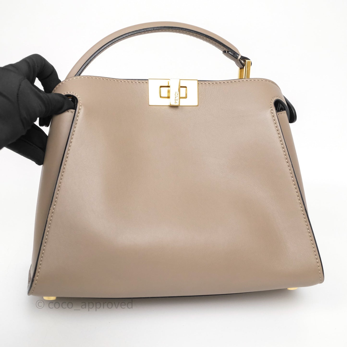Fendi Peekaboo Iconic Essentially Bag Calfskin Beige