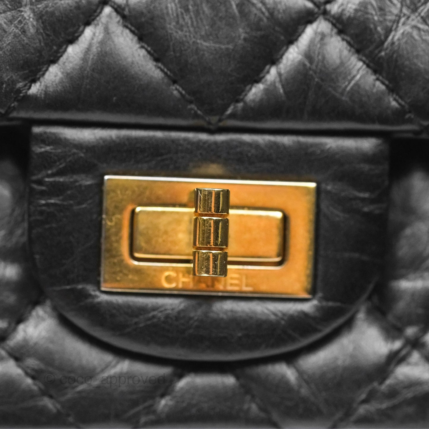 Chanel Reissue 225 Quilted Black Aged Calfskin Aged Gold Hardware