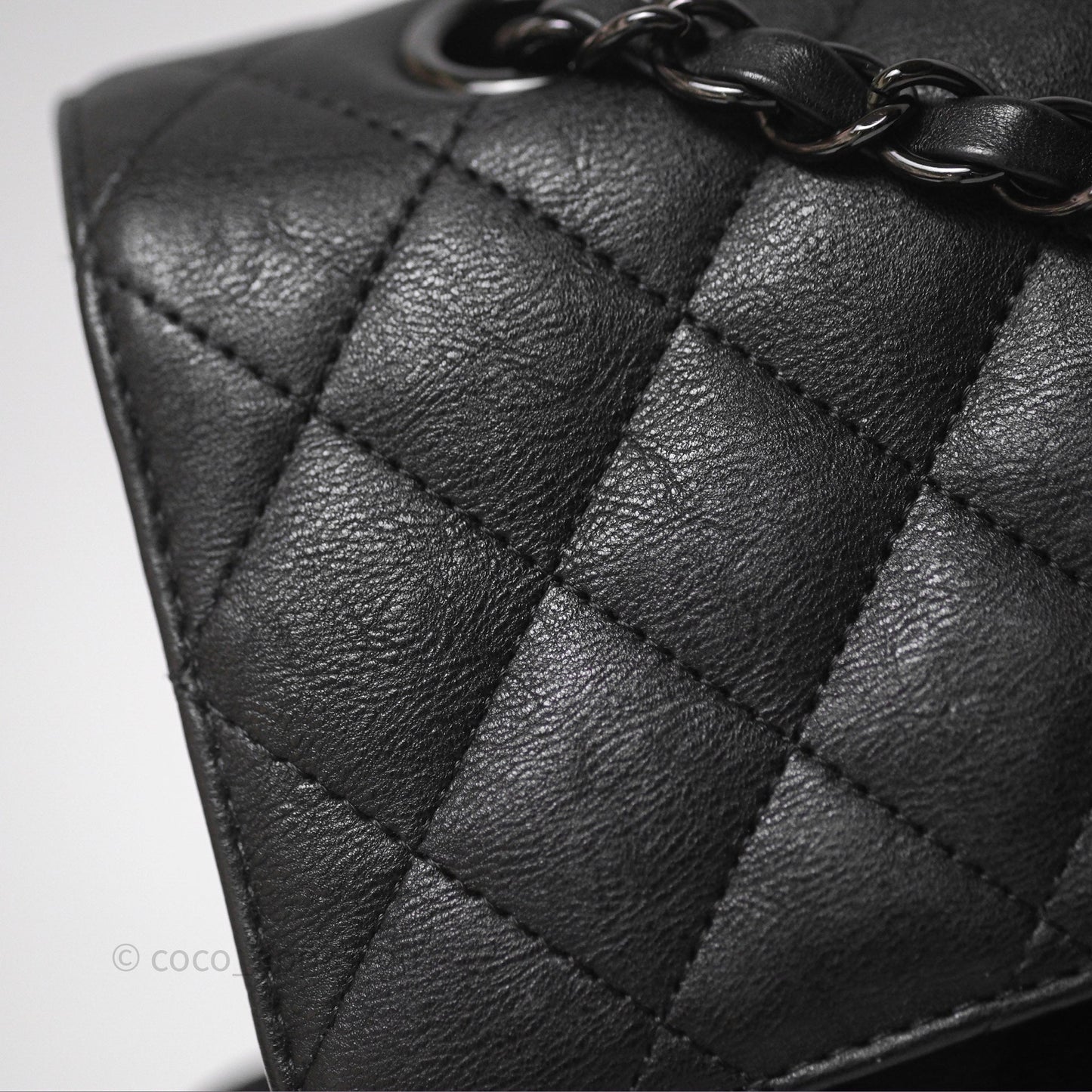 Chanel Classic Quilted M/L Medium Double Flap So Black Calfskin