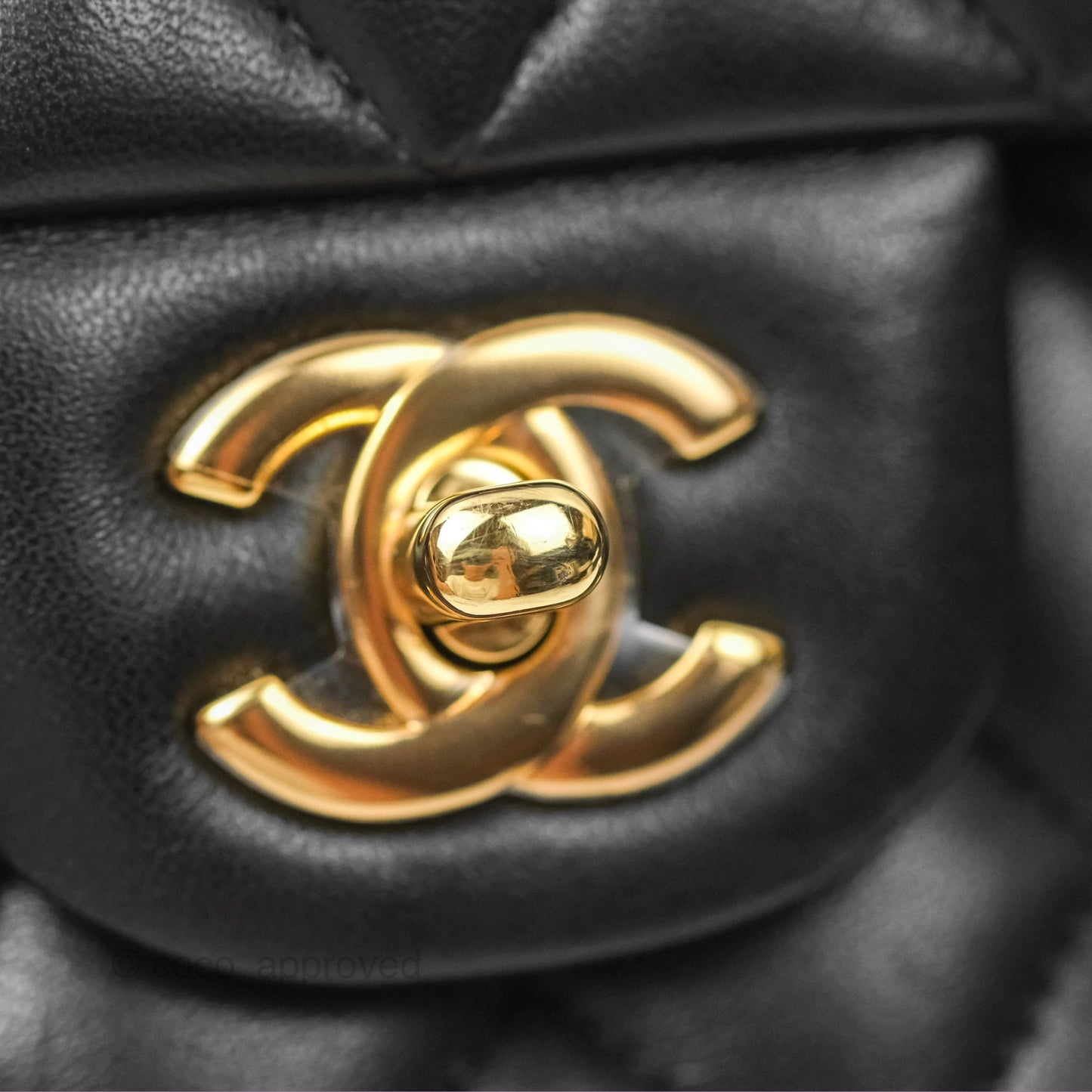 Chanel Classic M/L Medium Flap Quilted Black Lambskin Gold Hardware
