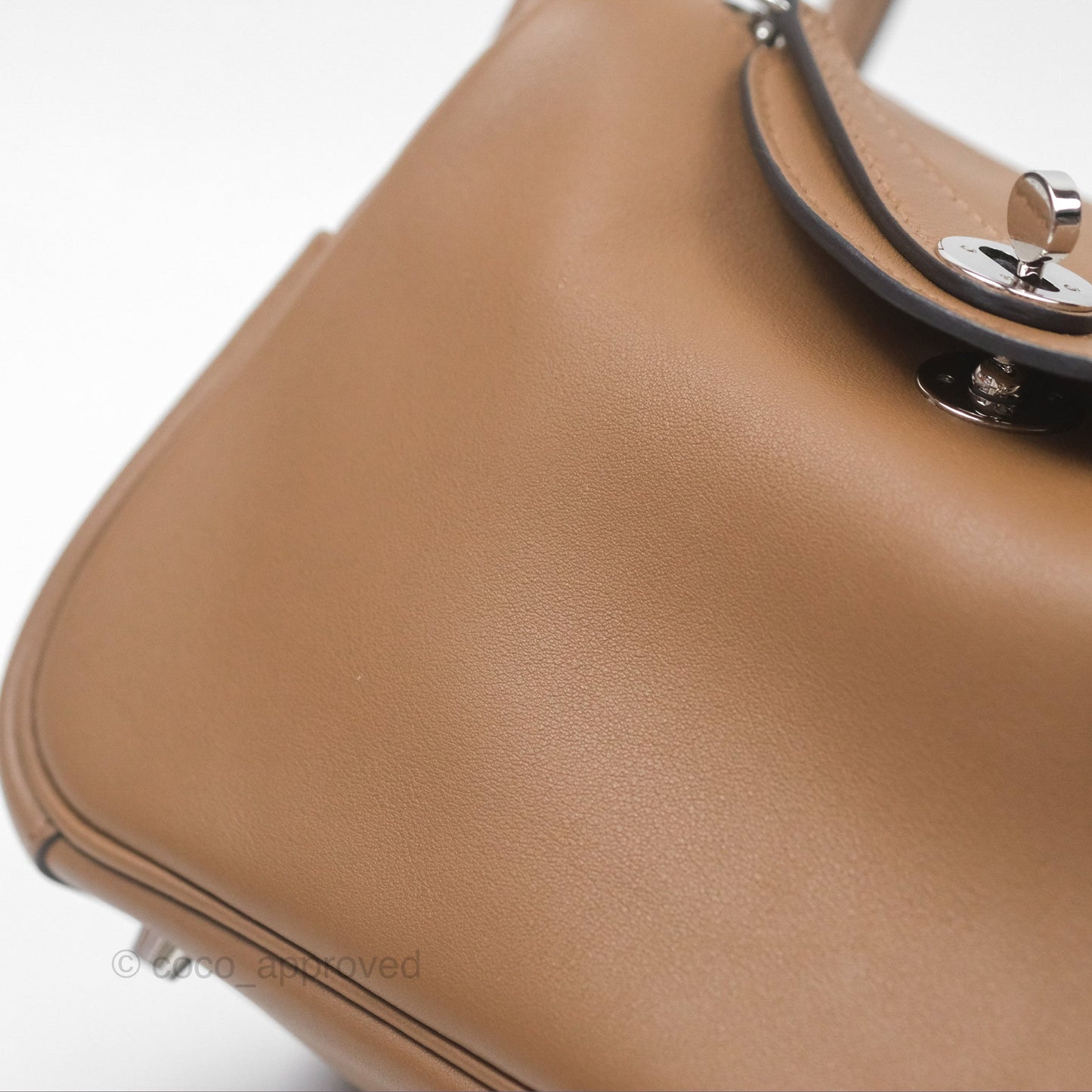 Hermès Mini Lindy 20 Verso Swift Alezan 3G / Biscuit 48 Palladium Hardware