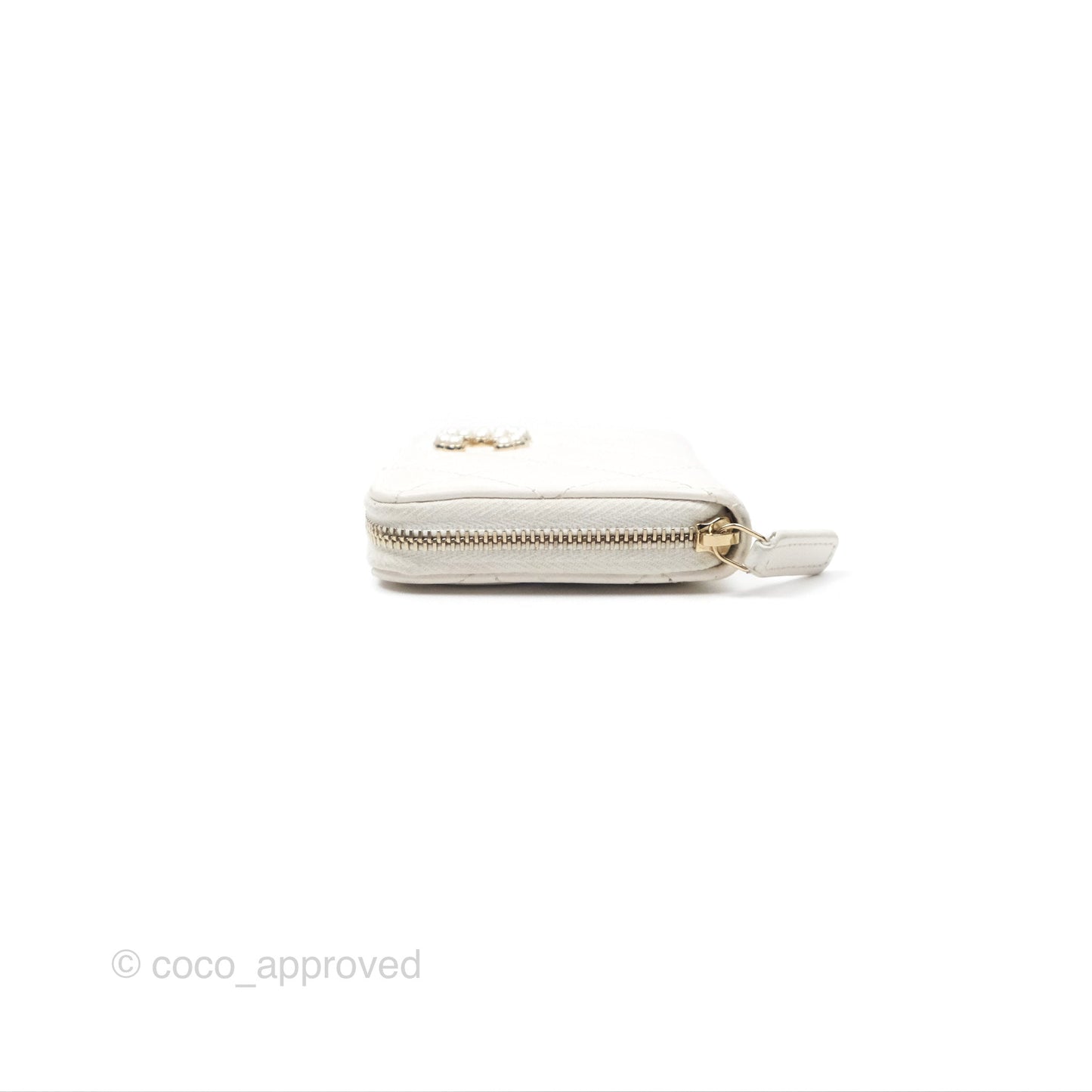 Chanel Pearl CC Zipped Coin Purse White Lambskin Gold Hardware