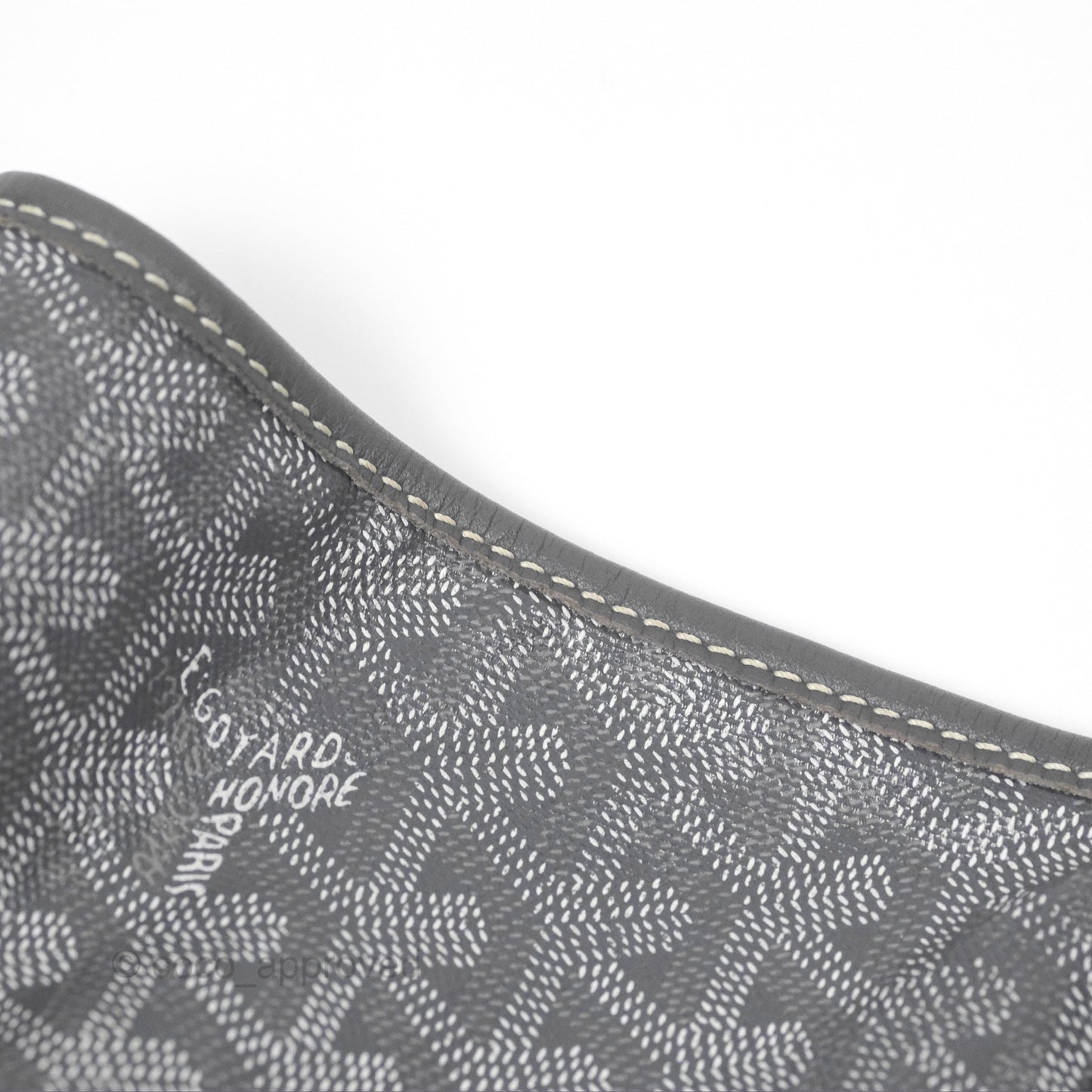 Goyard St Louis Tote PM ⁣⁣⁣⁣⁣⁣⁣⁣⁣⁣⁣⁣⁣⁣⁣⁣⁣⁣⁣⁣Grey Goyardine Canvas