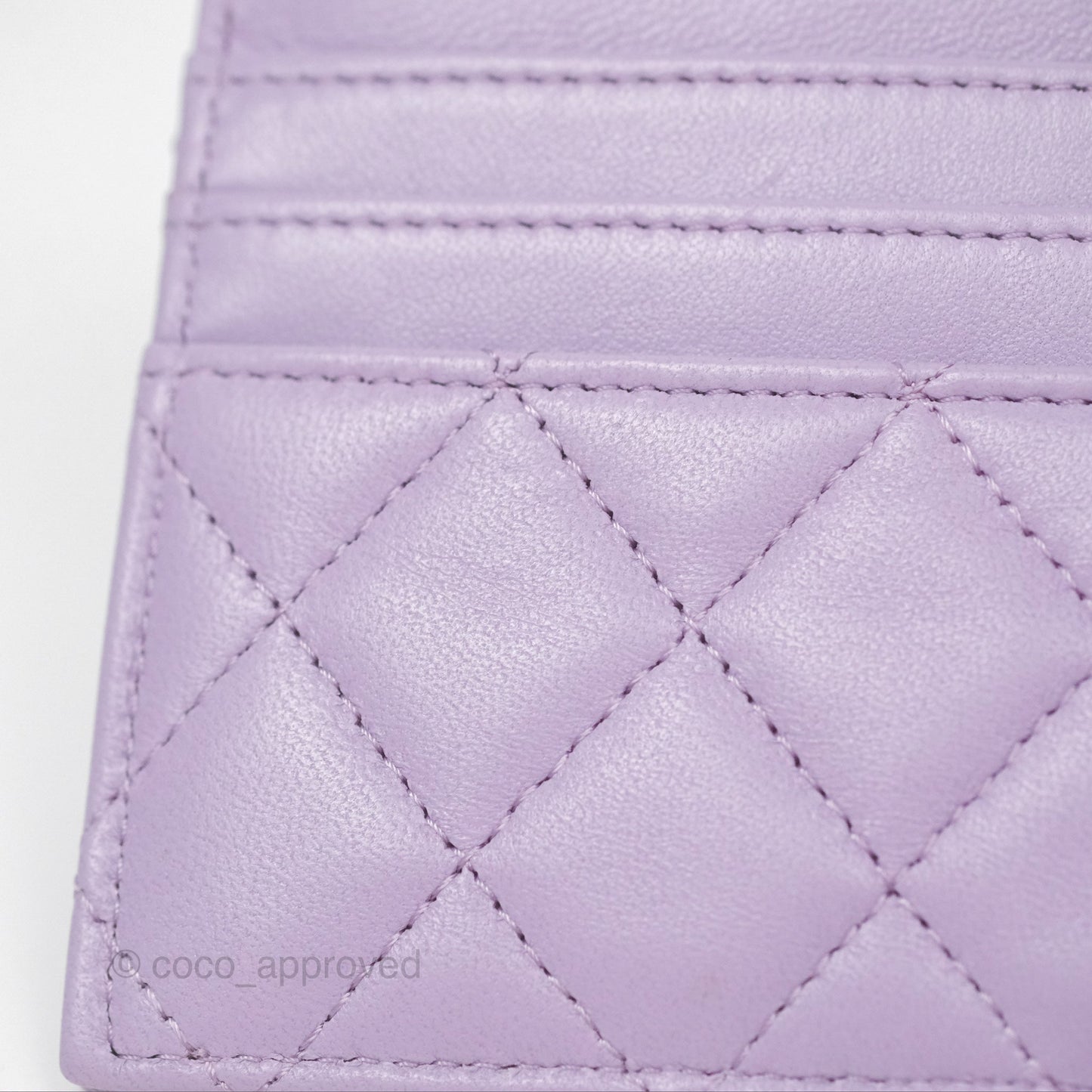 Chanel Pearl CC Zipped Card Holder Lilac Lambskin Gold Hardware 24P