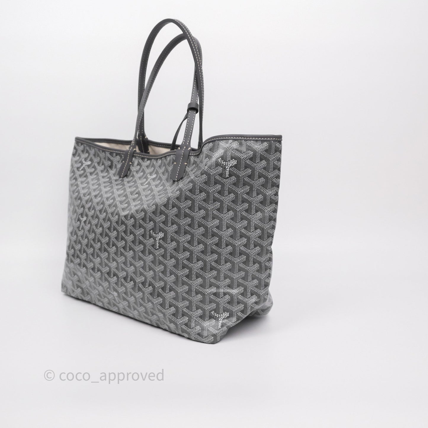 Goyard St Louis Tote PM ⁣⁣⁣⁣⁣⁣⁣⁣⁣⁣⁣⁣⁣⁣⁣⁣⁣⁣⁣⁣Grey