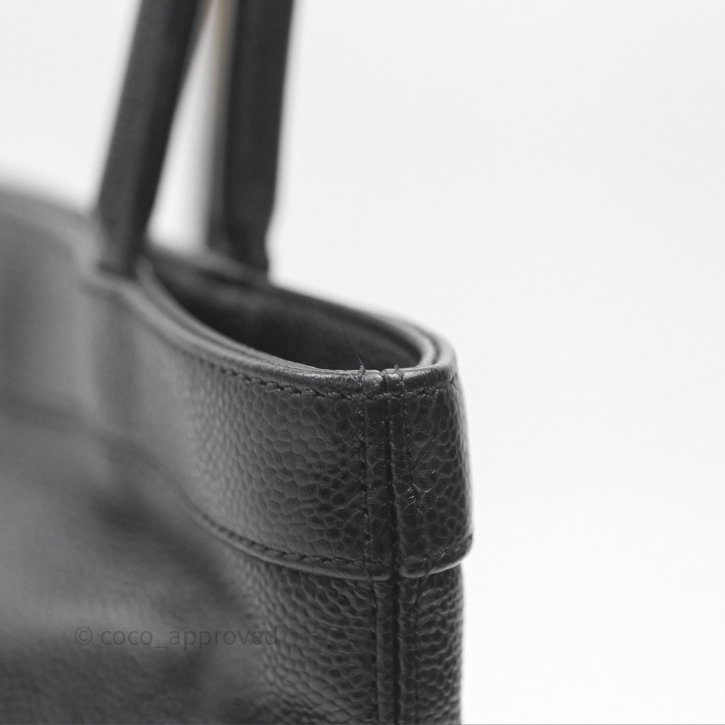 Chanel Vintage CC Tote Bag Black Caviar