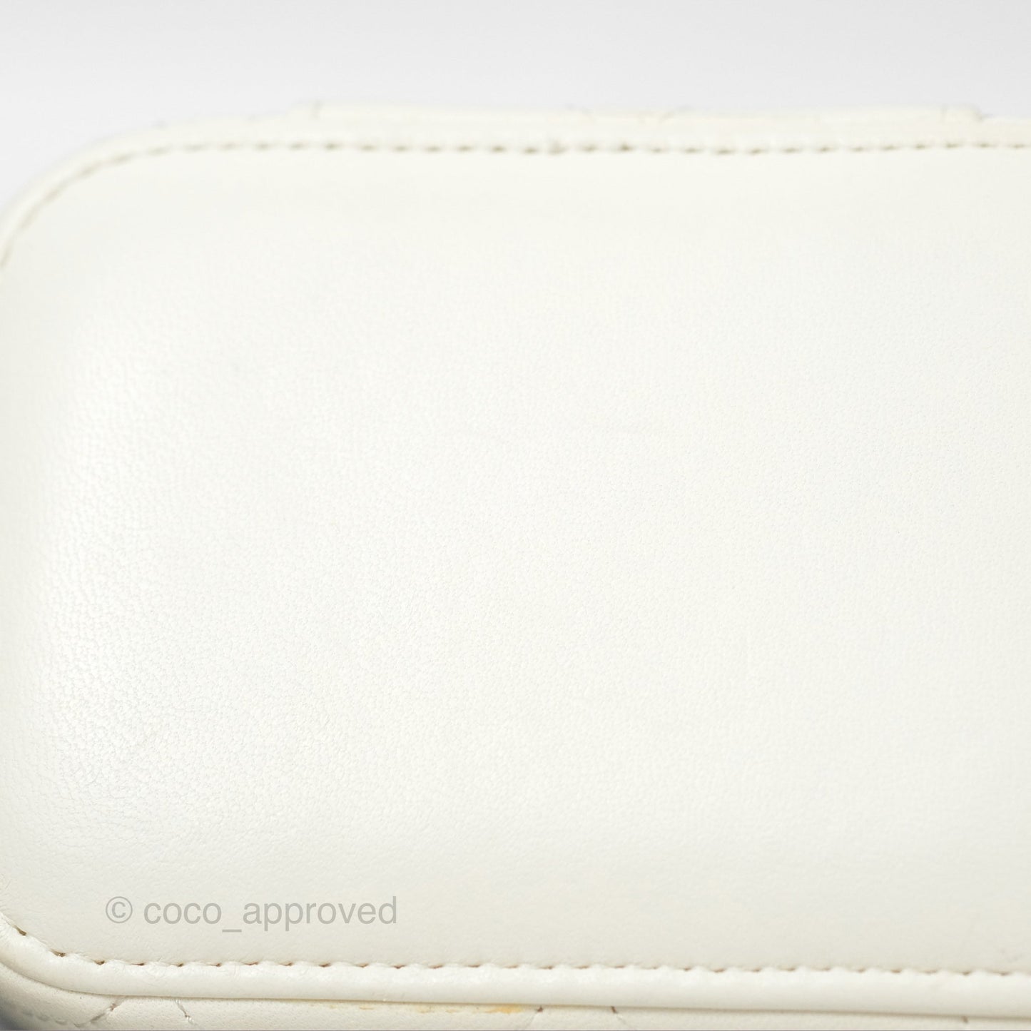Chanel Mini Pearl Crush Vanity With Chain White Lambskin Gold Hardware