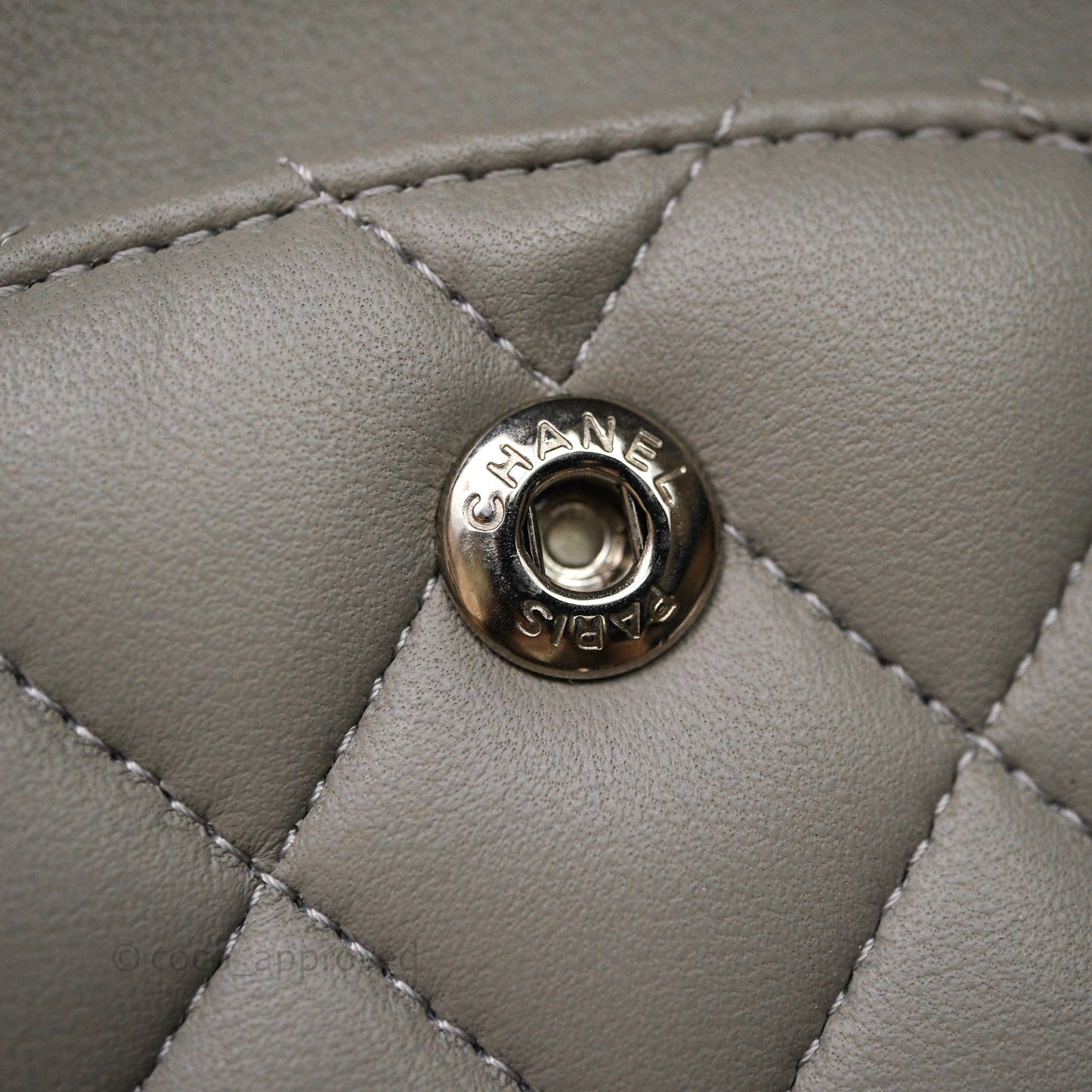 Chanel Classic M/L Medium Flap Quilted Grey Lambskin Silver Hardware