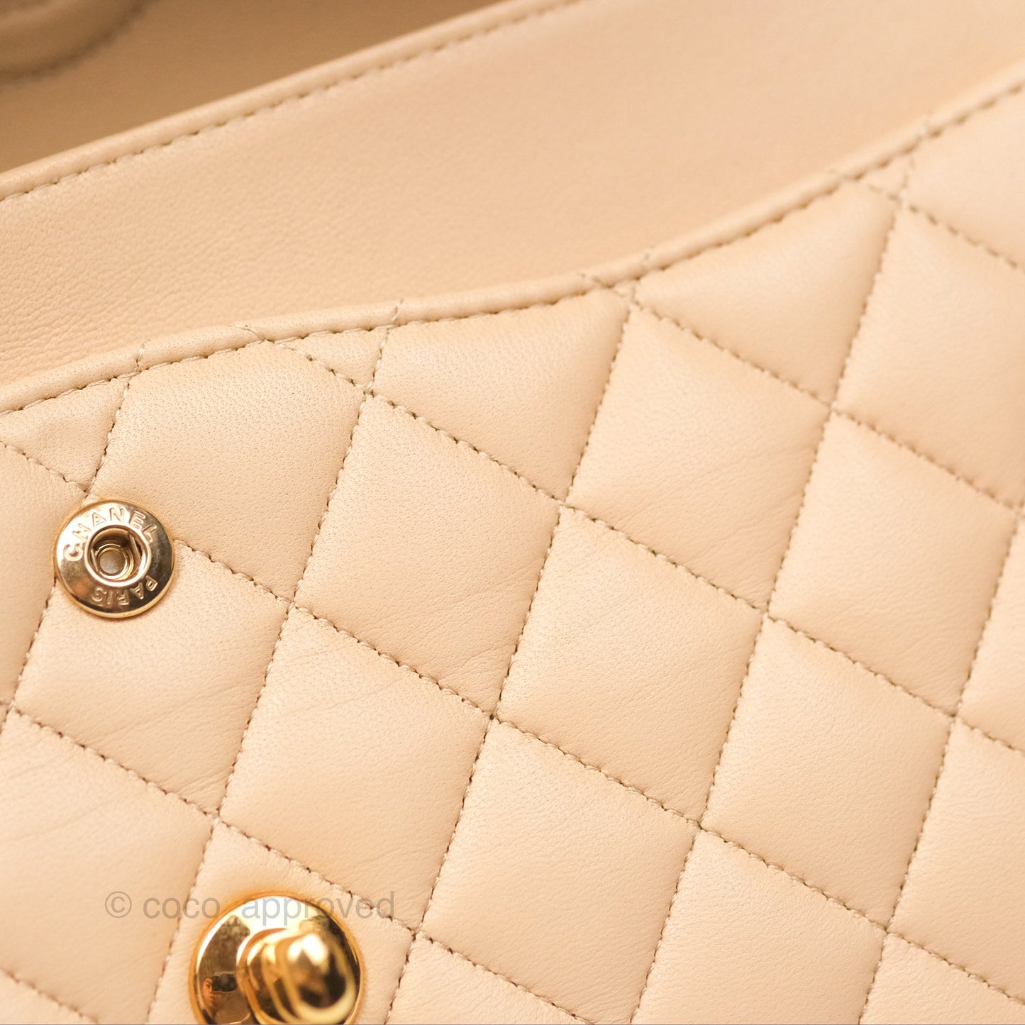 Chanel Classic M/L Medium Flap Quilted Beige Lambskin Gold Hardware