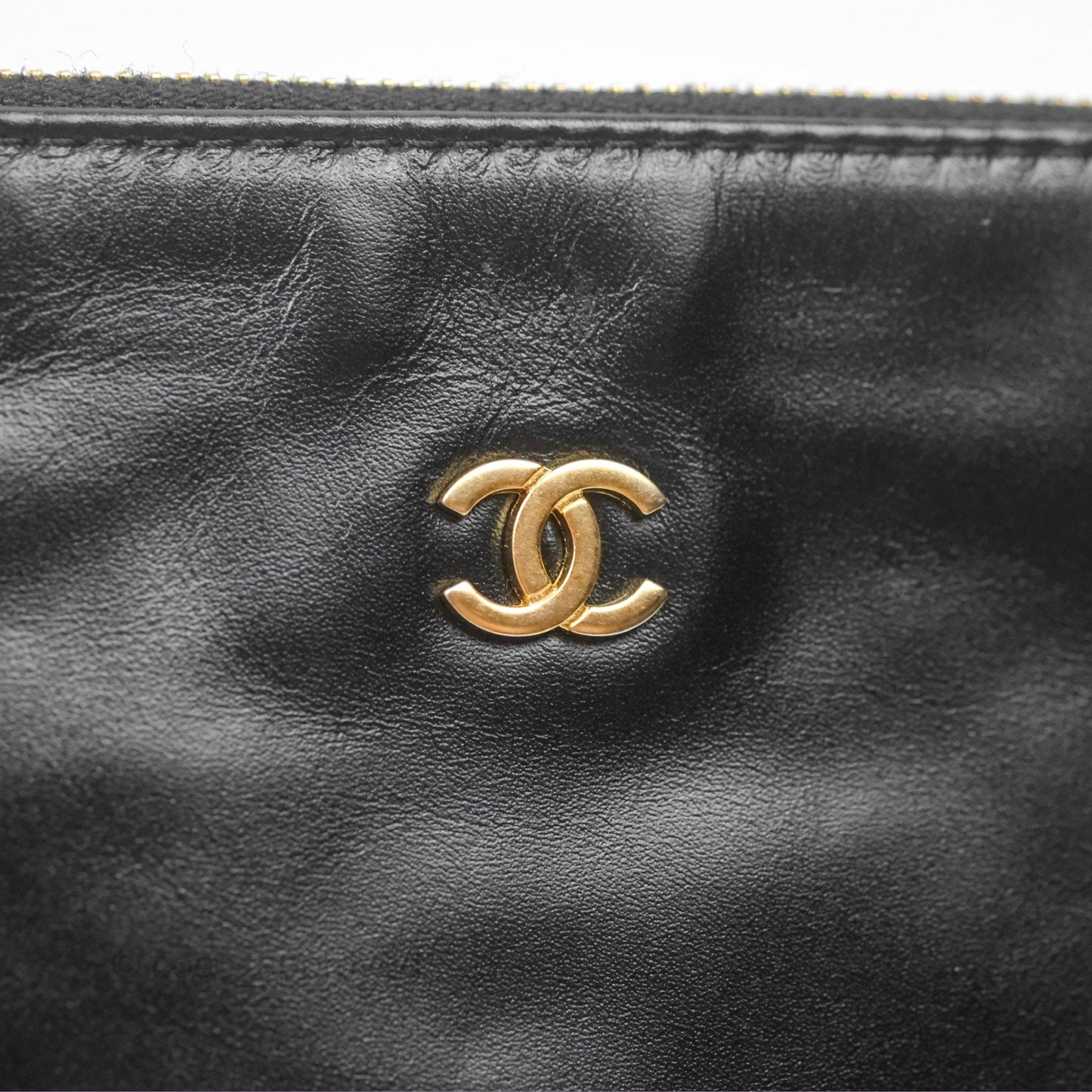 Chanel 22 Small Black Shiny Crumpled Calfskin Aged Gold Hardware