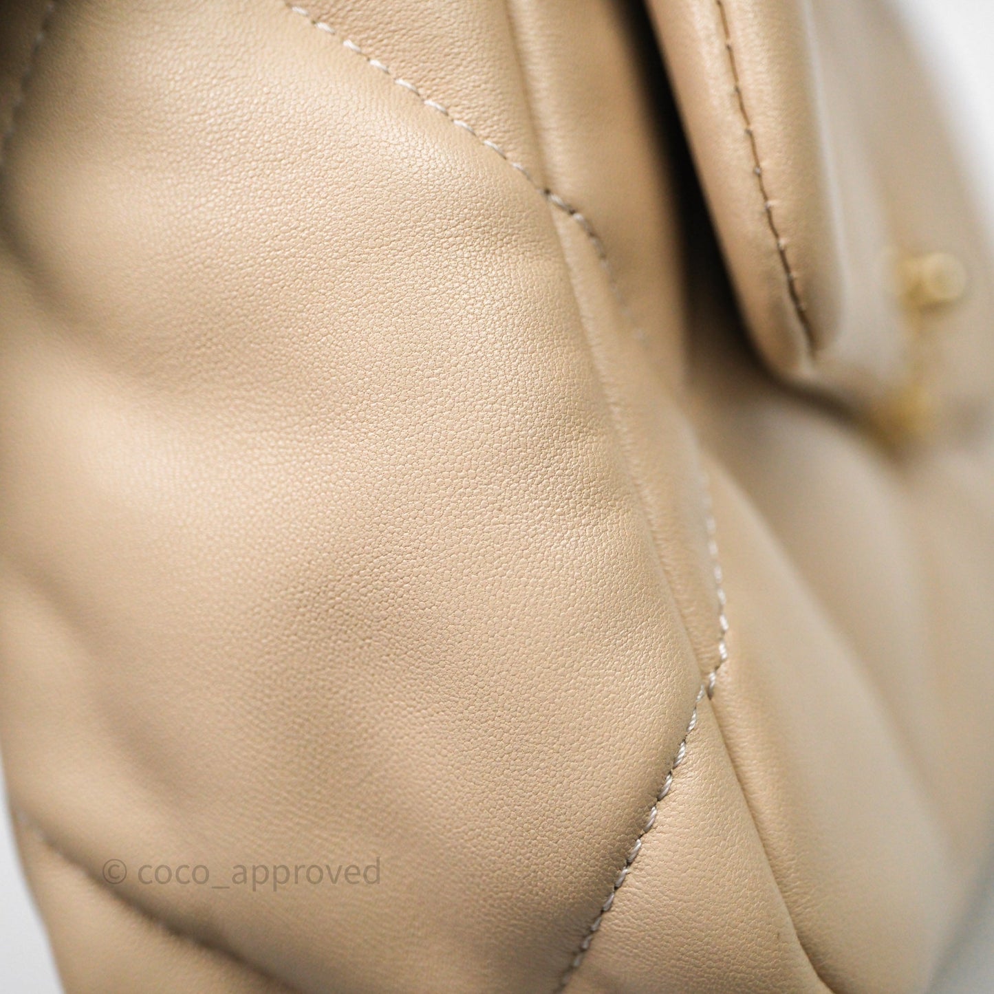 Chanel 19 Small Beige Lambskin Mixed Hardware