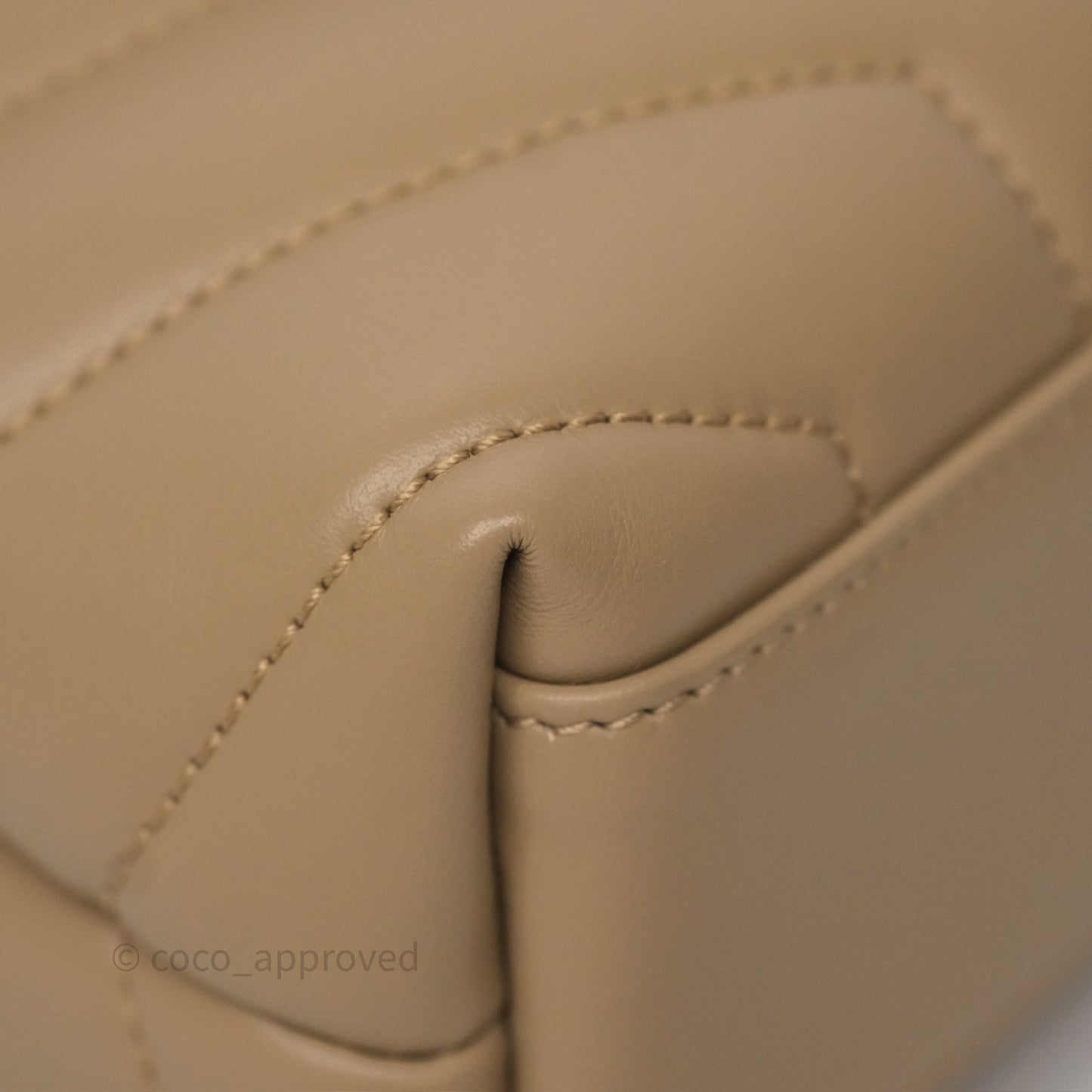 Saint Laurent Loulou Toy Shoulder Bag Beige