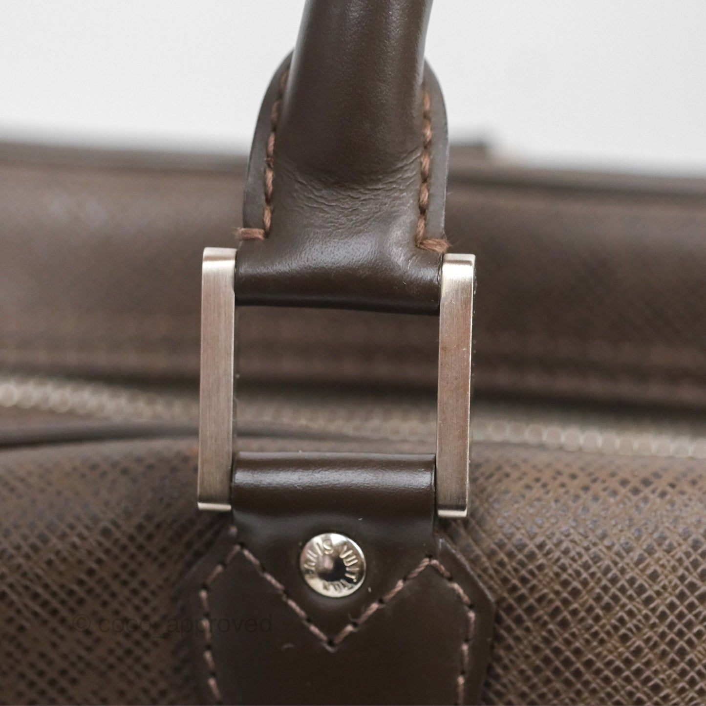 Louis Vuitton Vintage Kendall PM in Brown Taiga Leather