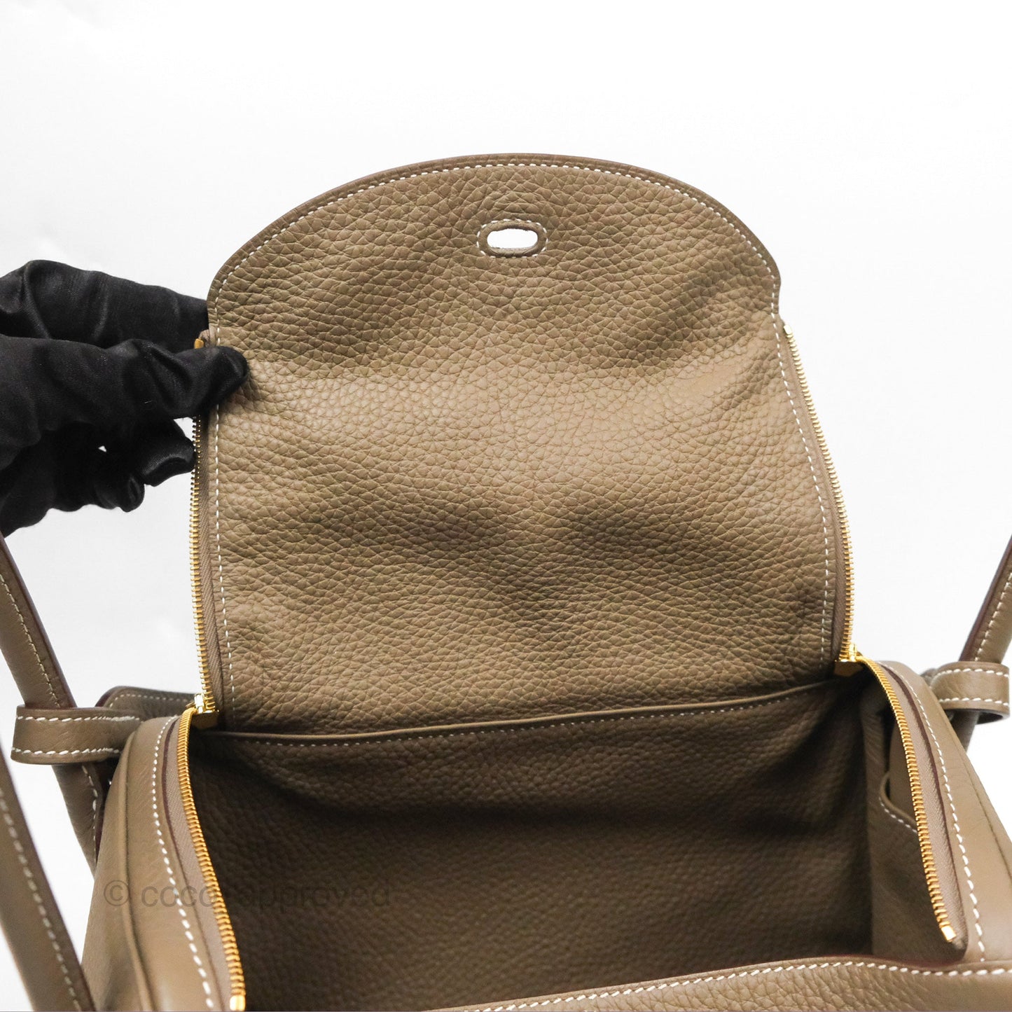 Hermès Lindy 26 Etoupe Clemence Gold Hardware