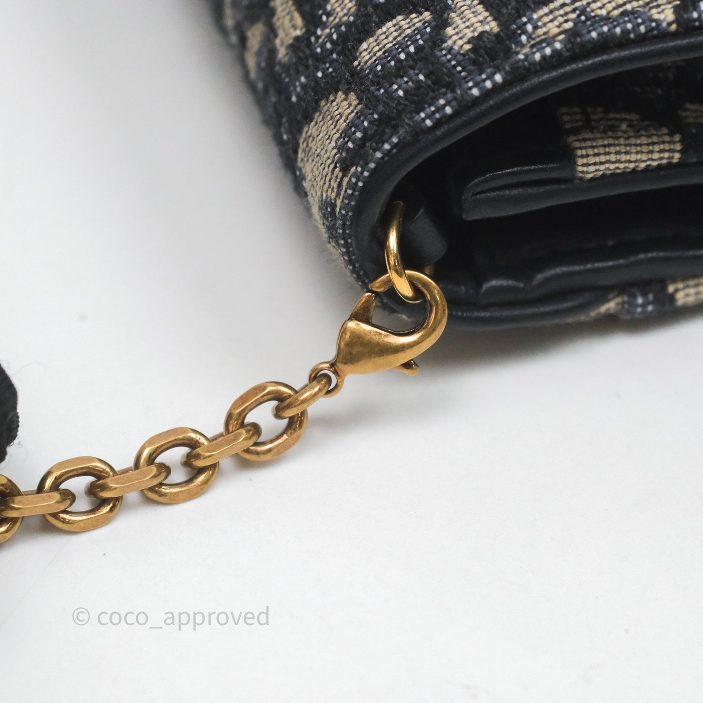 Small Saddle Pouch Wallet with Chain Blue Dior Oblique Jacquard