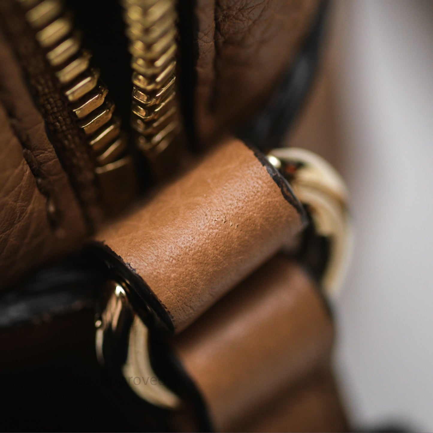 Gucci Small Soho Disco Bag Calfskin Beige