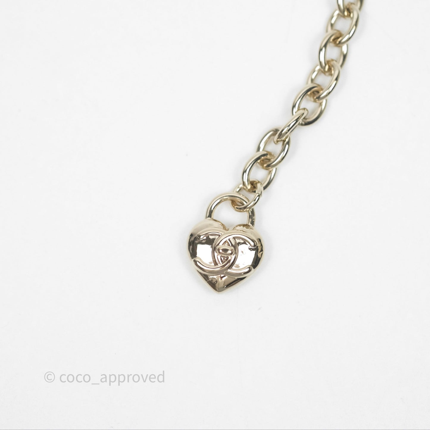 Chanel Heart CC Necklace Gold Tone 22B