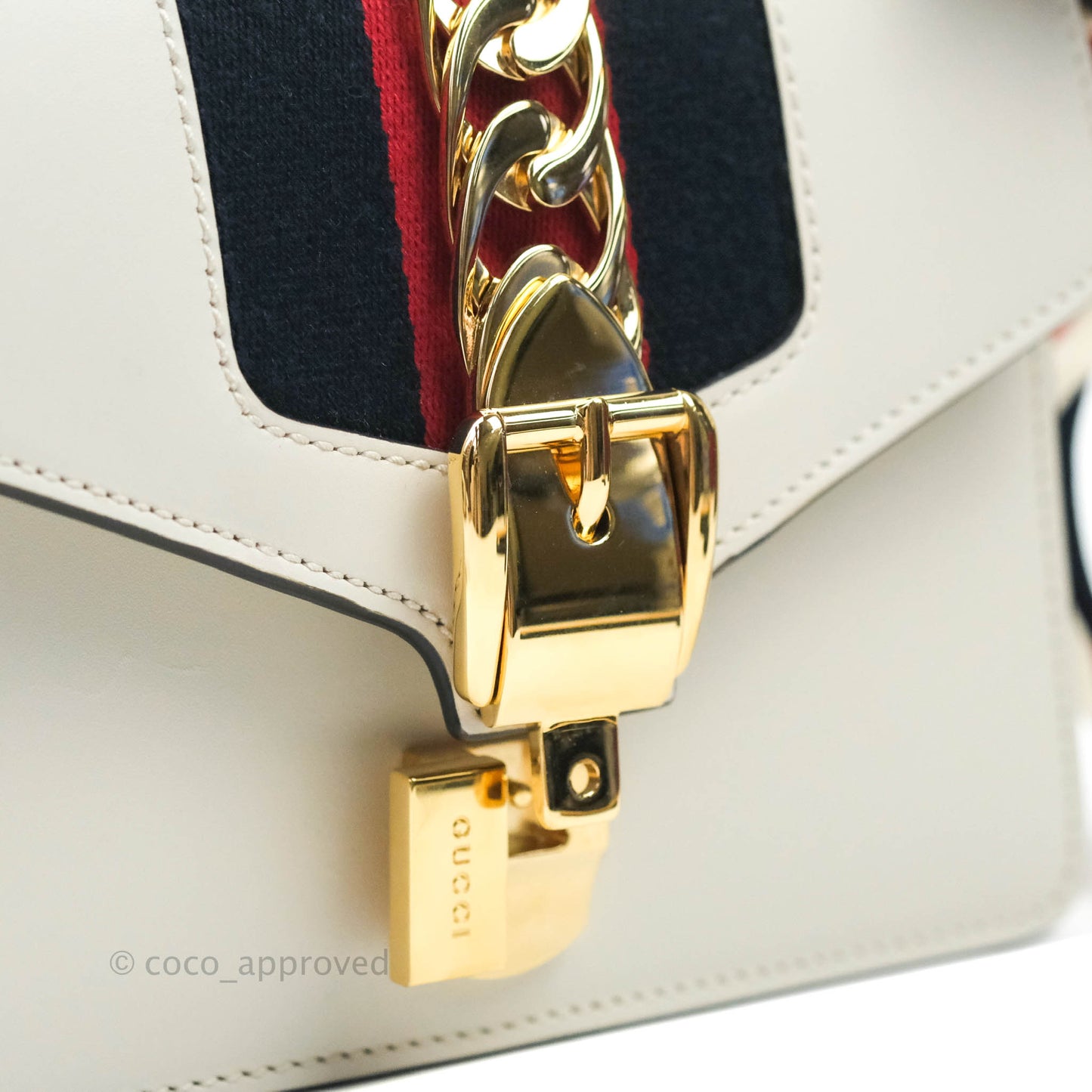 Gucci Sylvie Mini White Calfskin Bag⁣ ⁣⁣⁣⁣⁣⁣⁣⁣⁣⁣⁣⁣⁣⁣⁣⁣