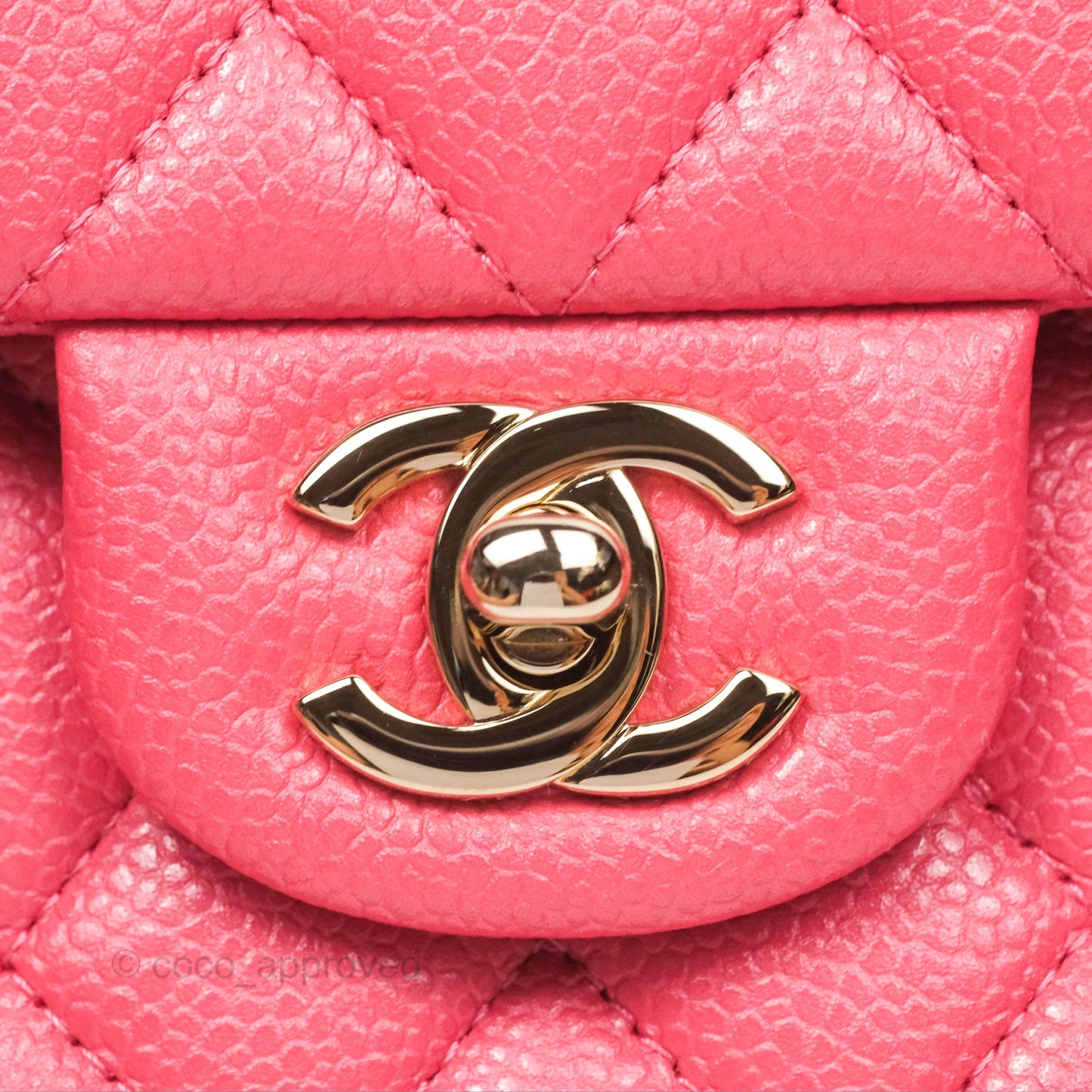 Chanel Medium Classic Flap Quilted Iridescent Pink Caviar Gold Hardware 18S