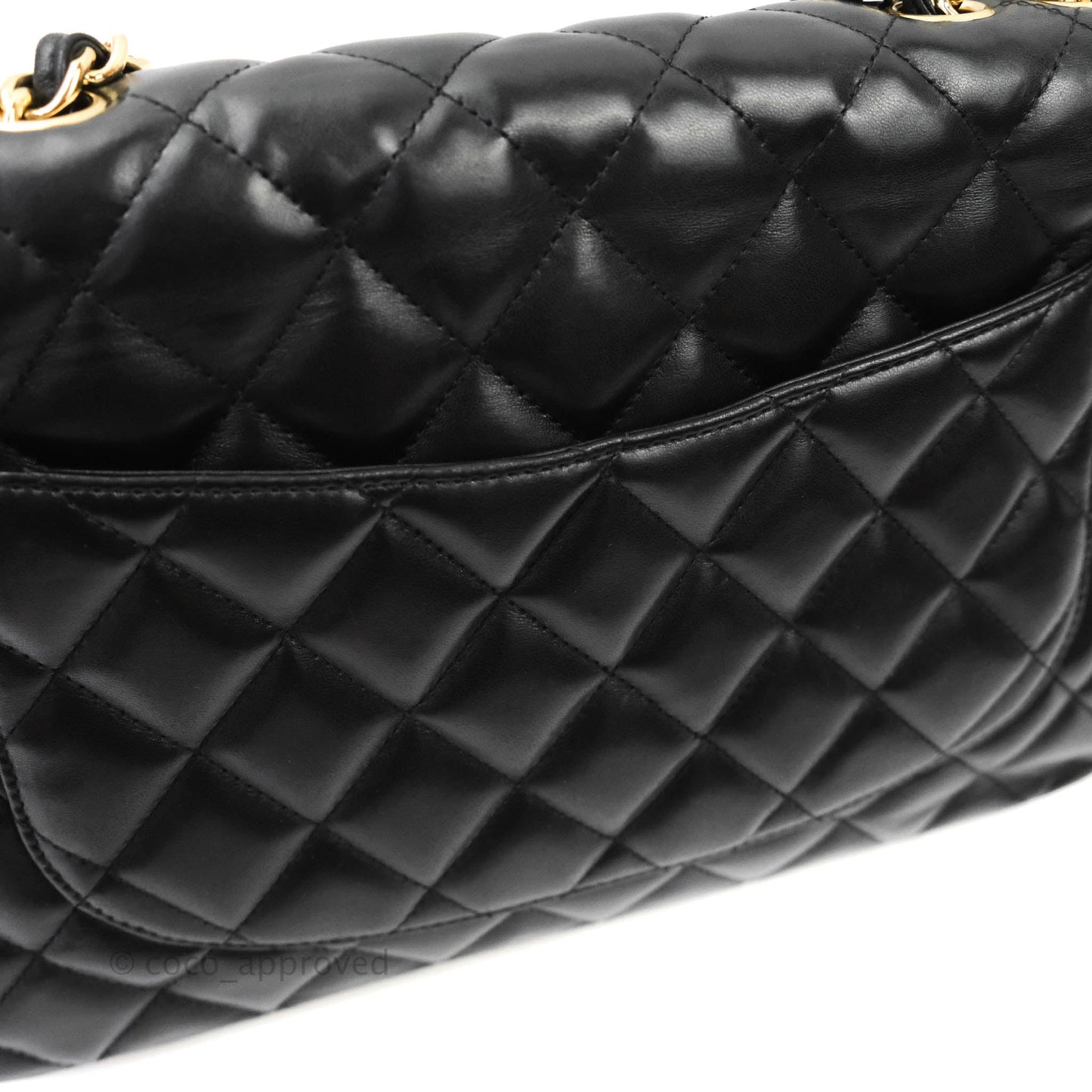 Chanel Jumbo Single Flap Black Lambskin Gold Hardware⁣⁣
