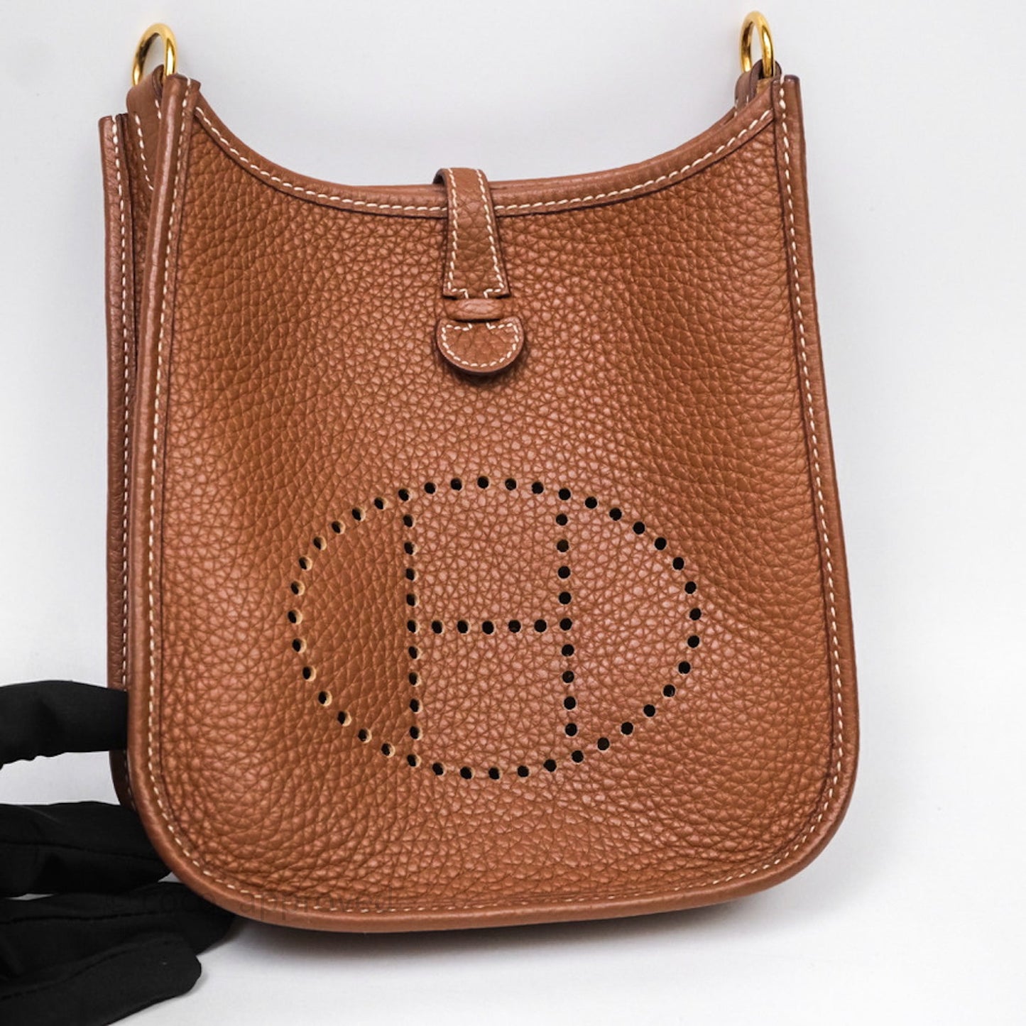 Hermès Mini Evelyne 16 Gold Clemence Gold Hardware