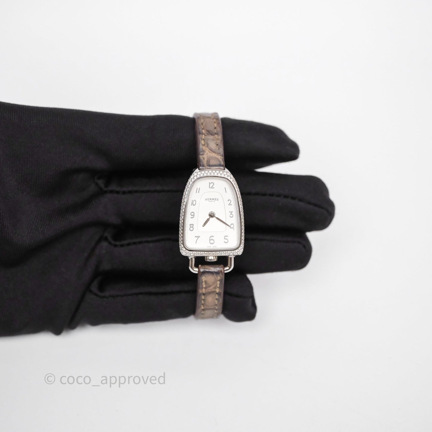 Hermès Galop d'Hermès Watch Medium Model 32MM Diamond Etoupe Alligator Palladium Hardware