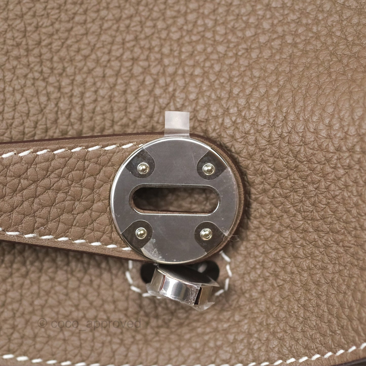 Hermès Lindy 26 Clemence Etoupe 18 Palladium Hardware