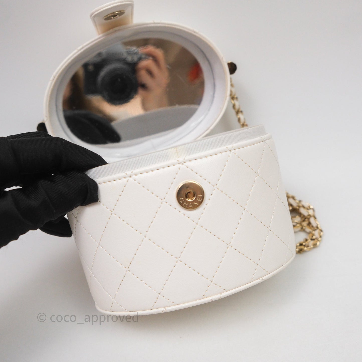 Chanel Quilted Round Vanity Clutch With Chain White Lambskin Gold Hardware