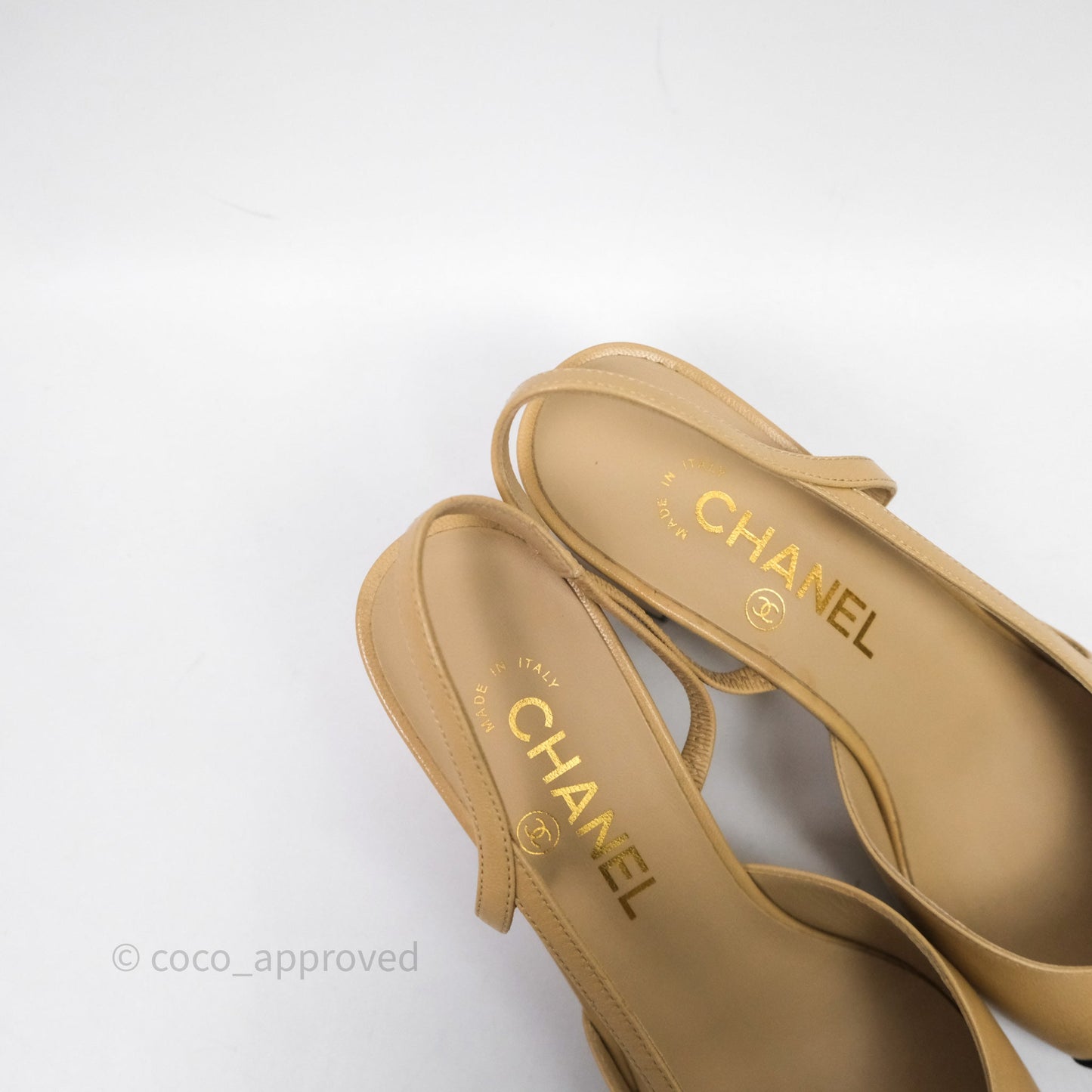 Chanel Classic Slingback Beige Black Leather Size 37