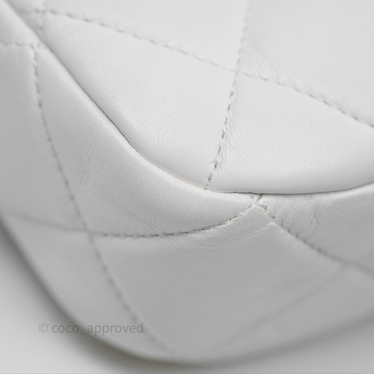 Chanel Small Flap Bag White Lambskin Aged Gold and Lacquered Metal 22S