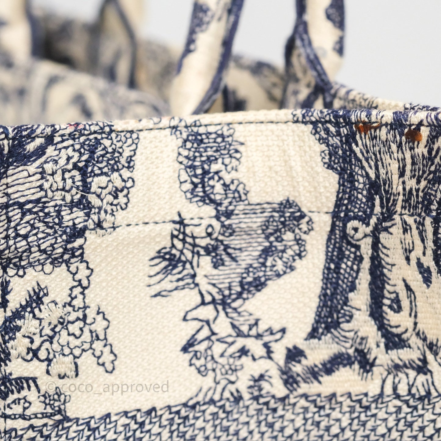 Dior Medium Book Tote White/Blue Toile De Jouy Embroidered Canvas