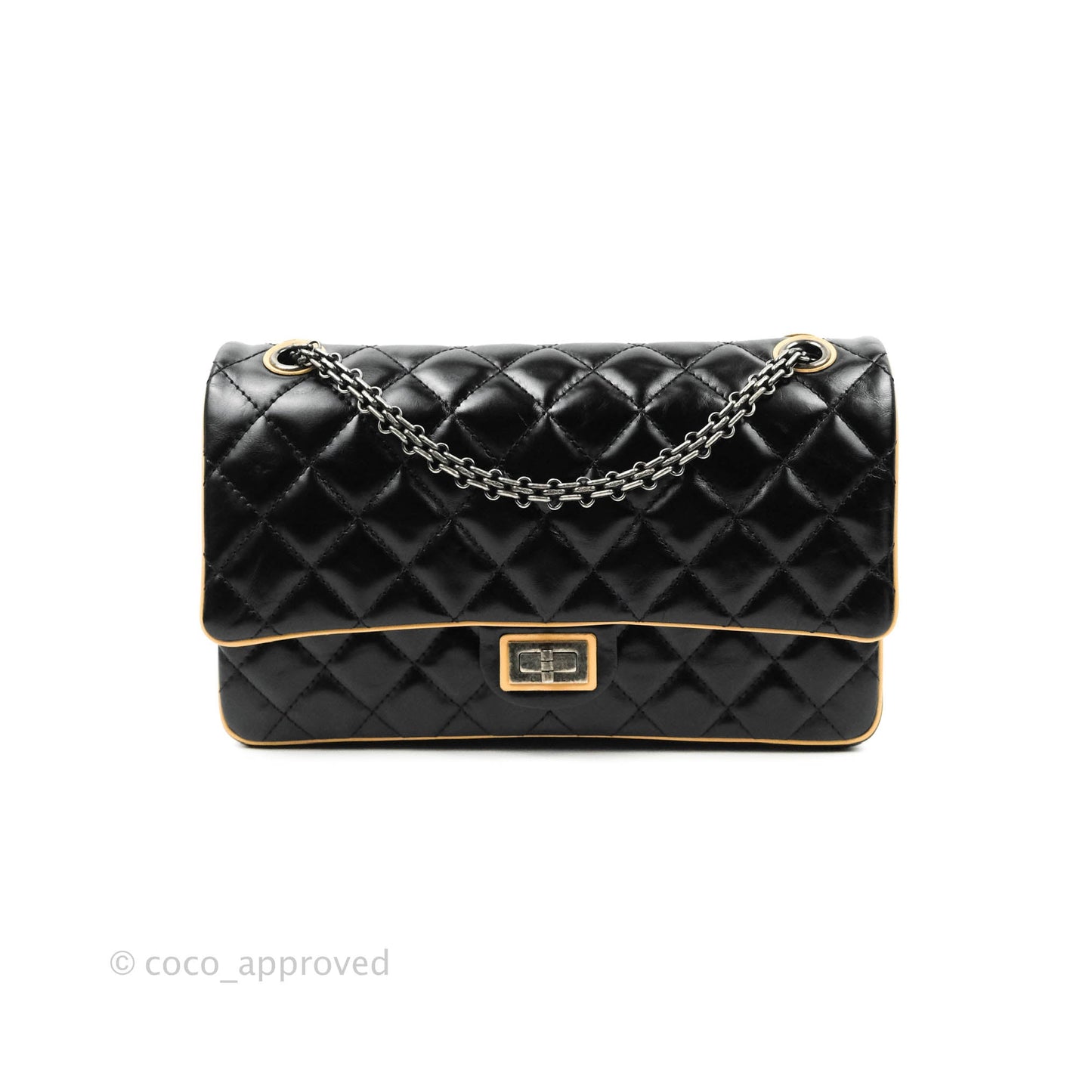 Chanel Reissue Quilted Aged Calfskin Beige & Black Ruthenium Hardware 226