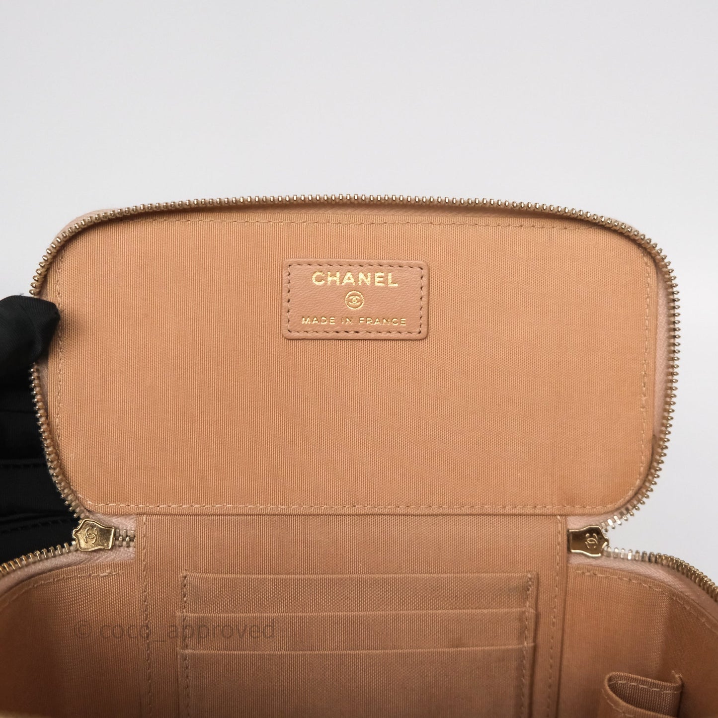Chanel Vanity Rectangular Top Handle Beige Lambskin Aged Gold Hardware