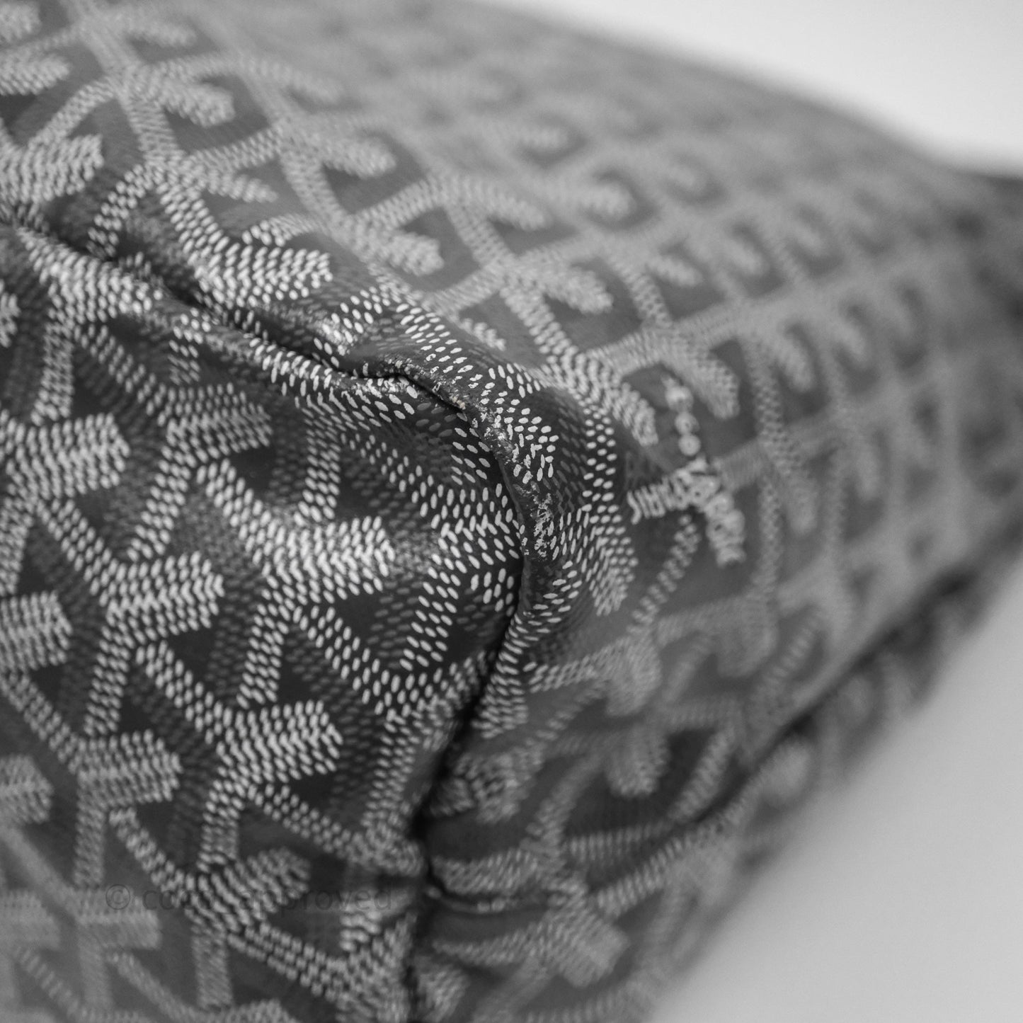 Goyard Bohème Hobo Bag Grey Goyardine Canvas Pink Heart