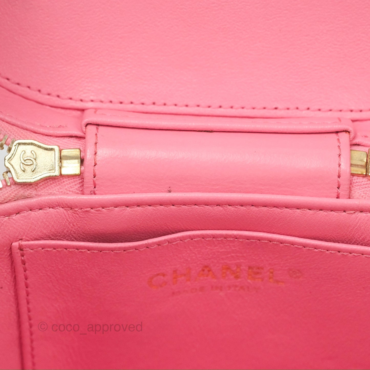 Chanel Small Quilted Top Handle Vanity Case Pink Lambskin Gold Hardware