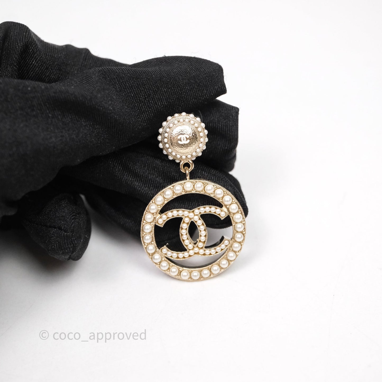 Chanel Pearl CC Round Drop Earrings Gold Tone 19V