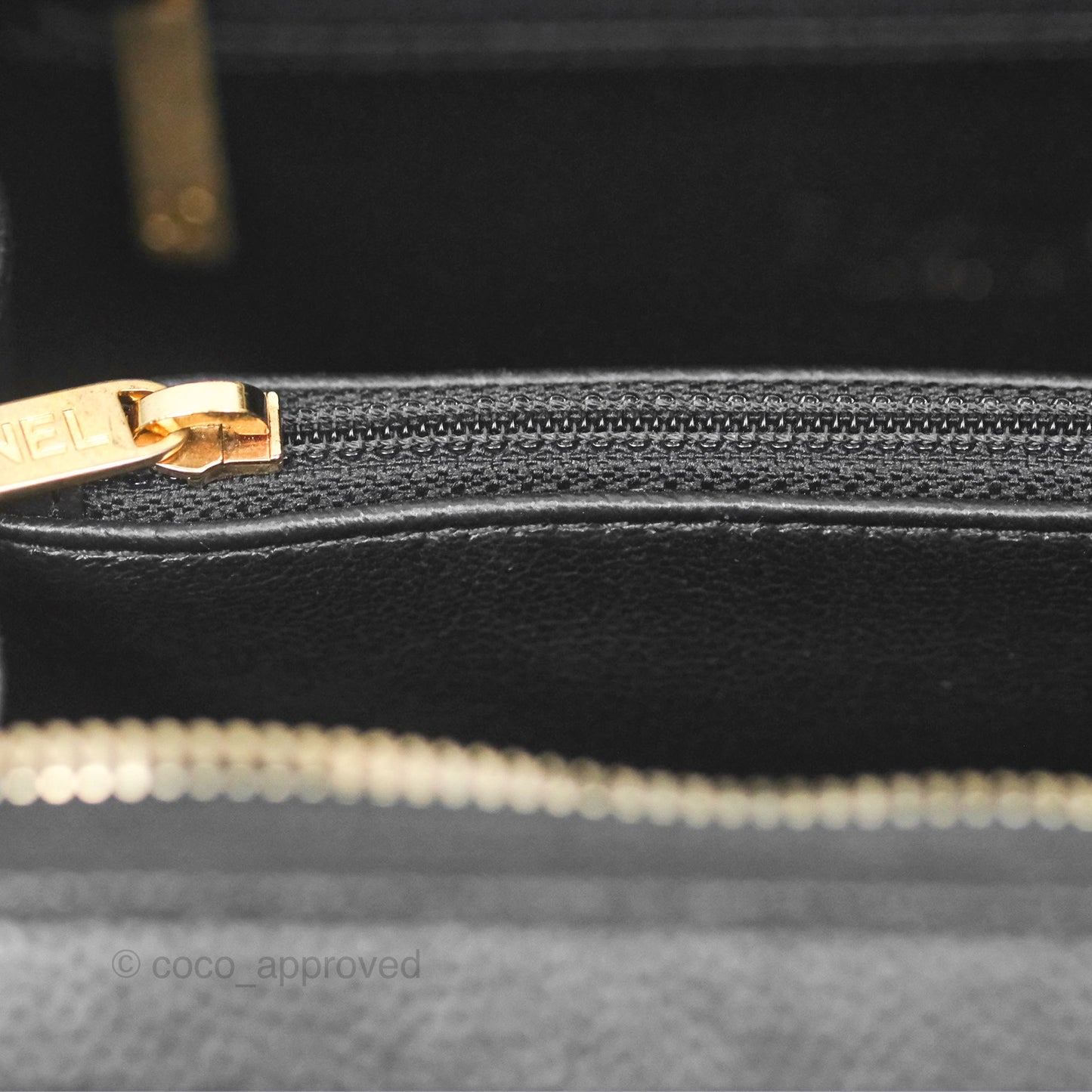 Chanel Quilted Medium CC Filigree Vanity Case Black Caviar Aged Gold Hardware