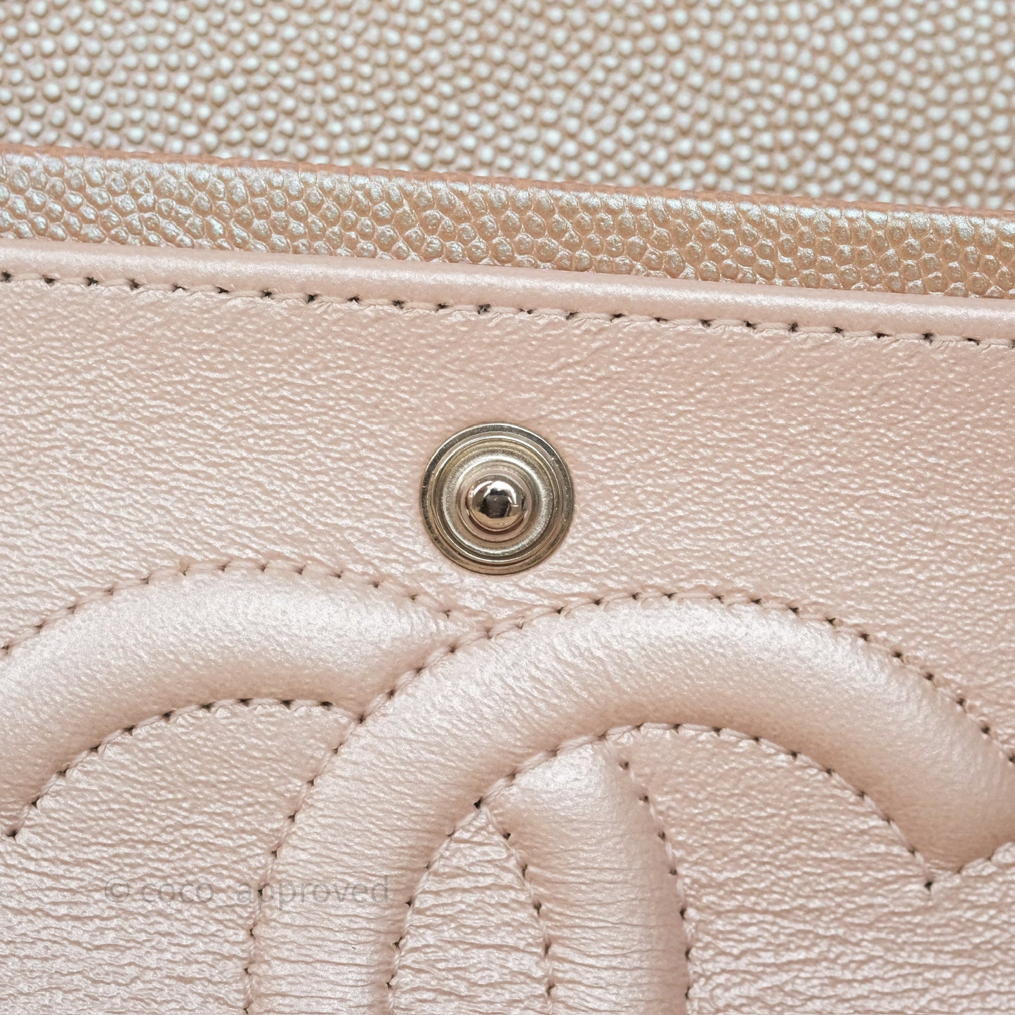 Chanel Classic Medium Double Flap Chevron Iridescent Rose Gold Pink Caviar 17B