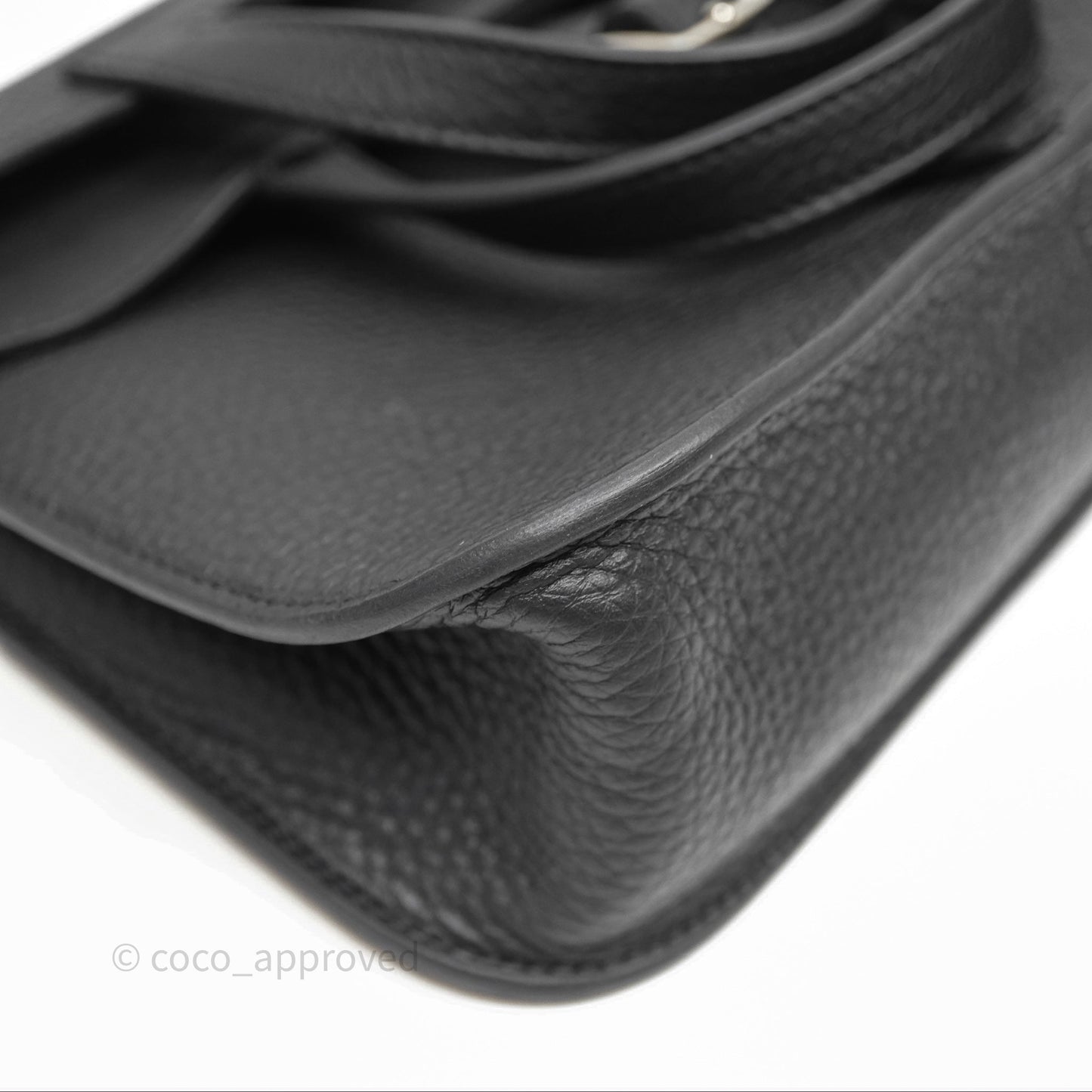 Hermès Halzan 25 Black Noir 89 Clemence Palladium Hardware